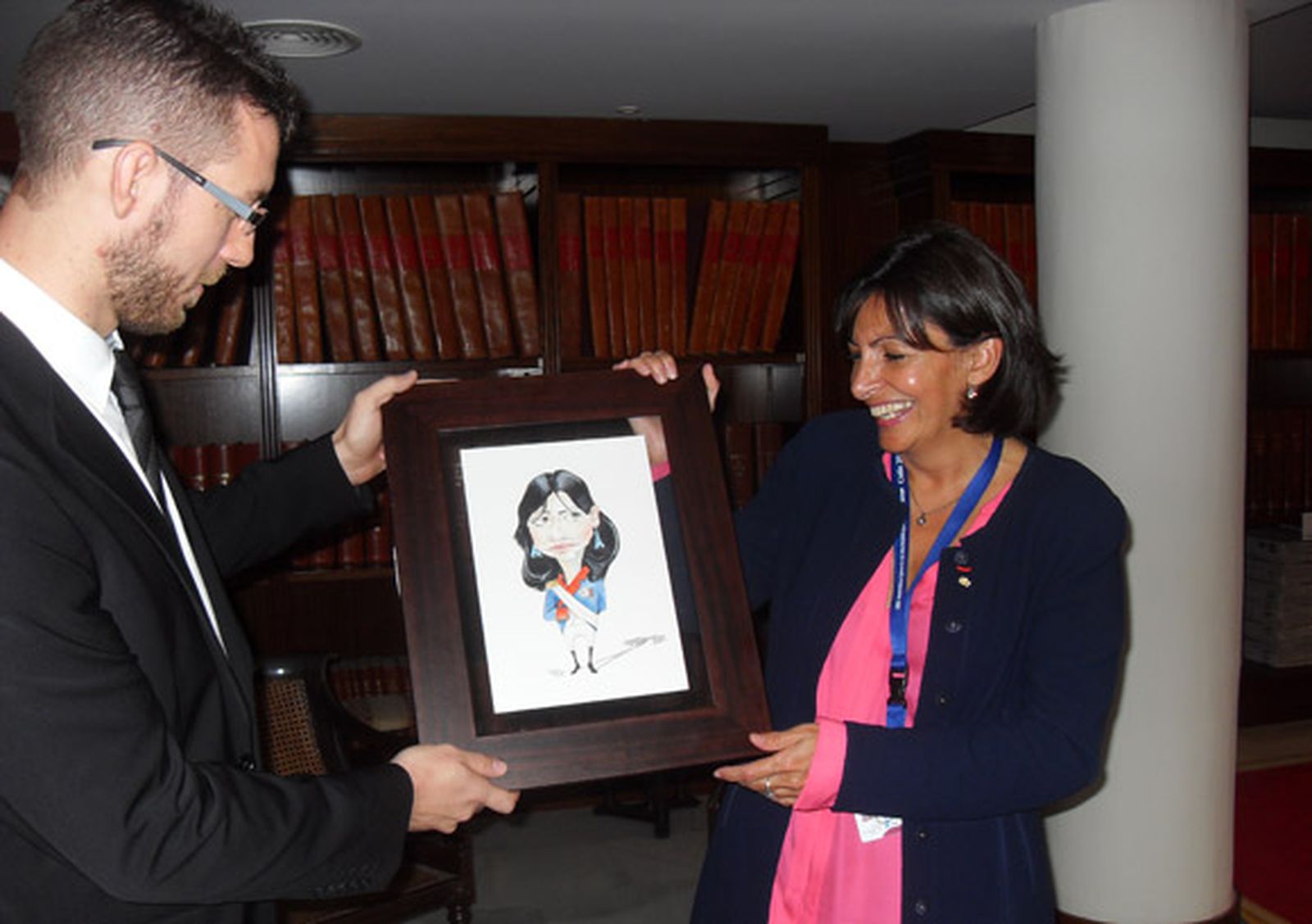 Anne Hidalgo visita 'Diario de Cádiz'