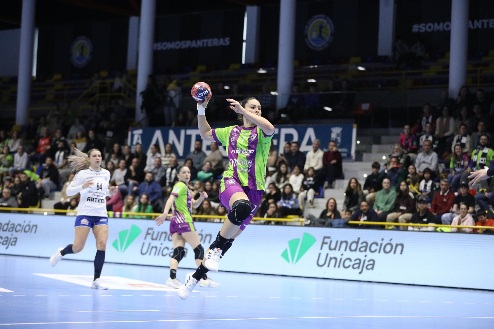 El Costa del Sol Málaga - Targu Jiu de la EHF European League, en fotos