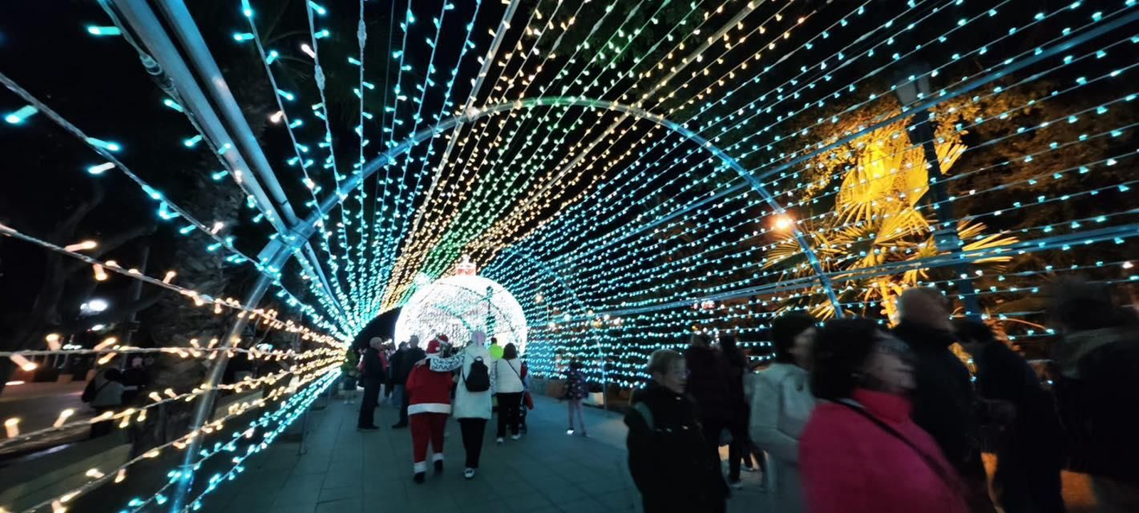 Iluminación navideña en Vícar.