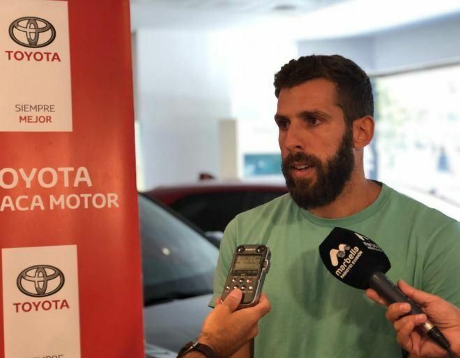 Adri Fuentes en su presentación.