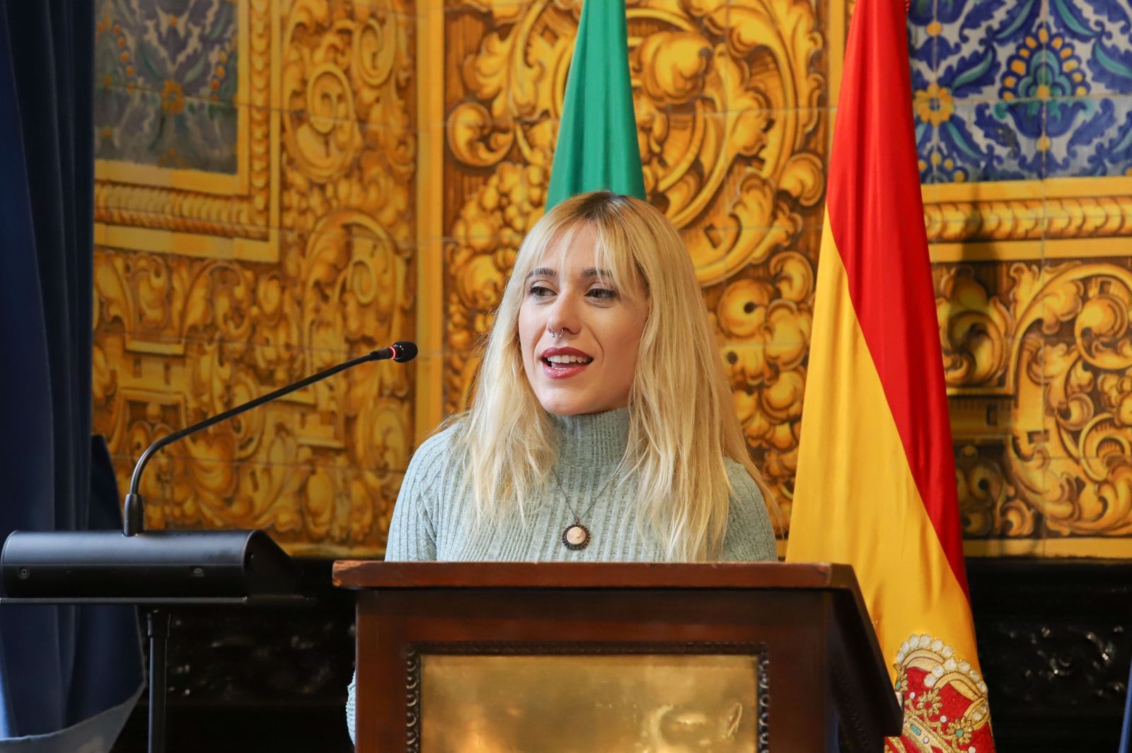 Imágenes del homenaje a Concepción Villaescusa y Cristina Orozco en Algeciras por el 8-M