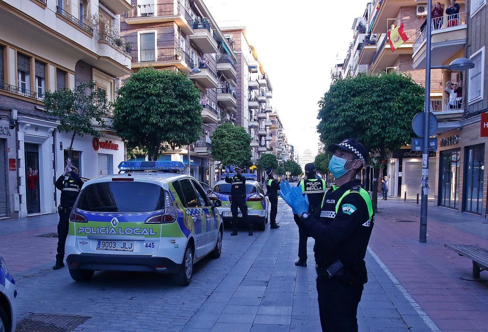 Cinco años del confinamiento por el Covid: las mejores fotos de la pandemia en Sevilla