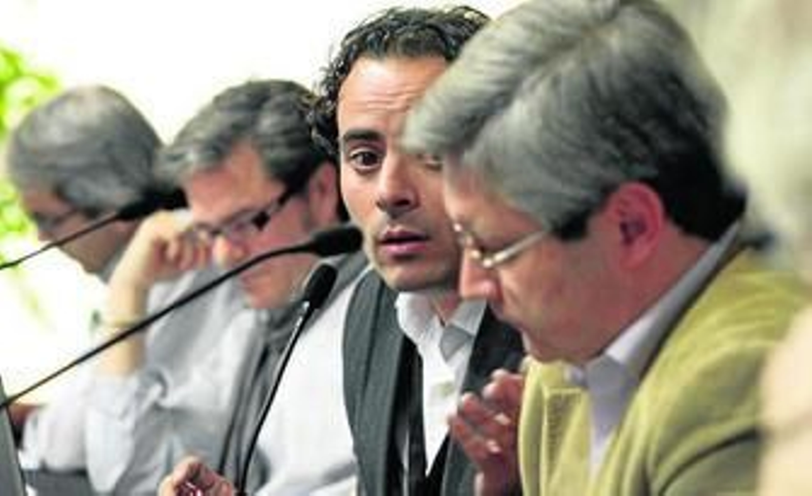 De izquierda a derecha, Manuel Pedraz, Javier Celaya, José María García y F. J. Jiménez Rubio, ayer.