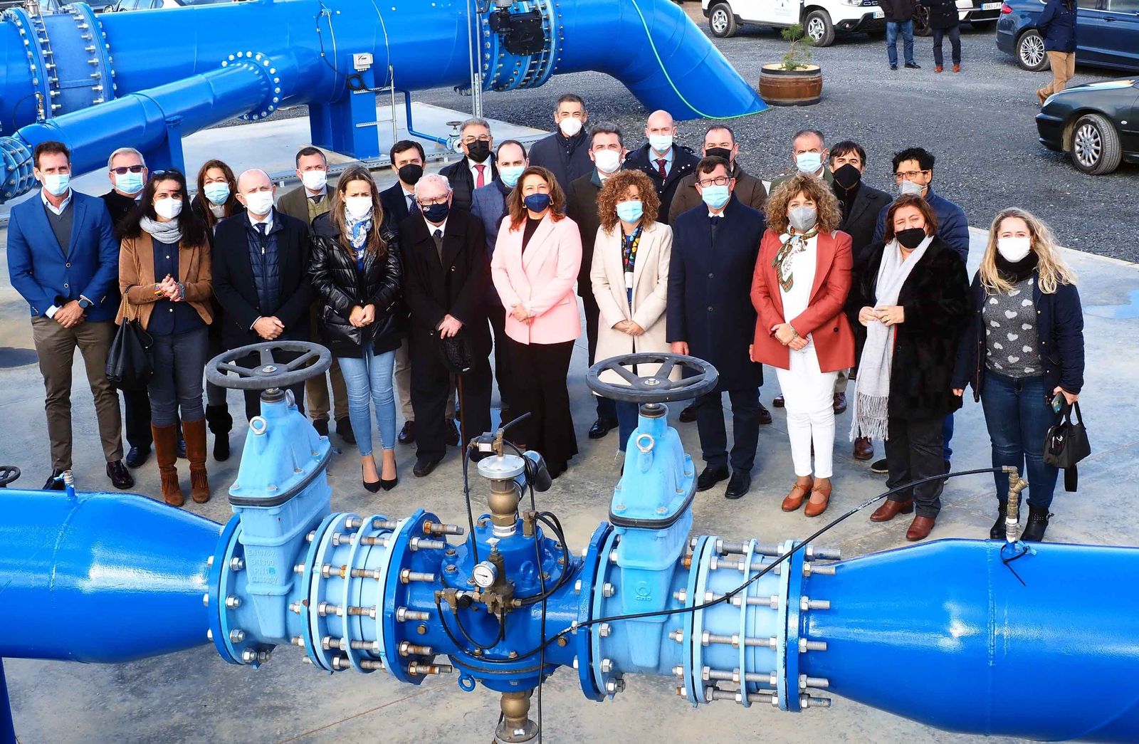 Autoridades asistentes a la inauguración