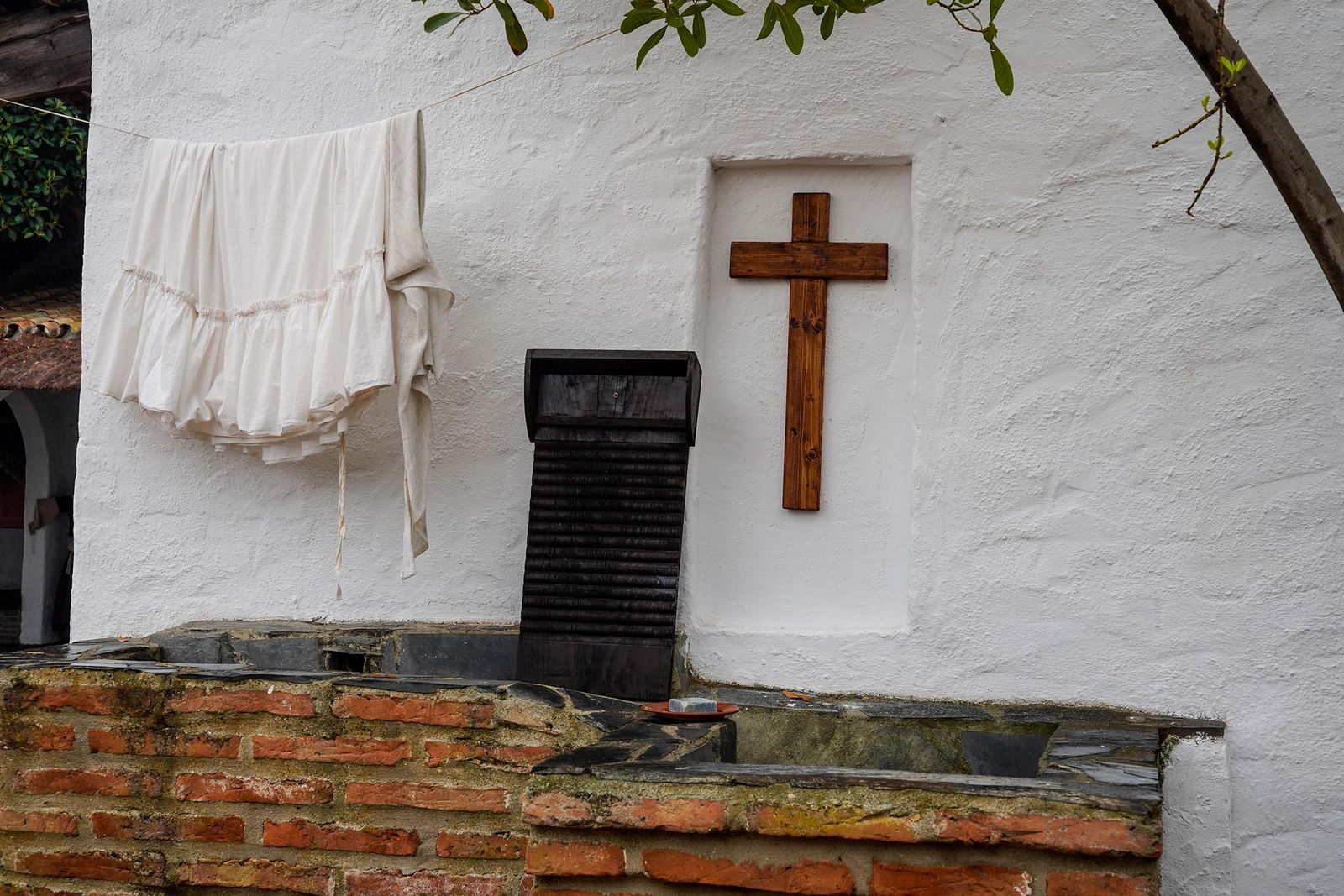 Imágenes de la visita guiada para dar a conocer las reformas realizadas en el Muelle de las Carabelas y su entorno