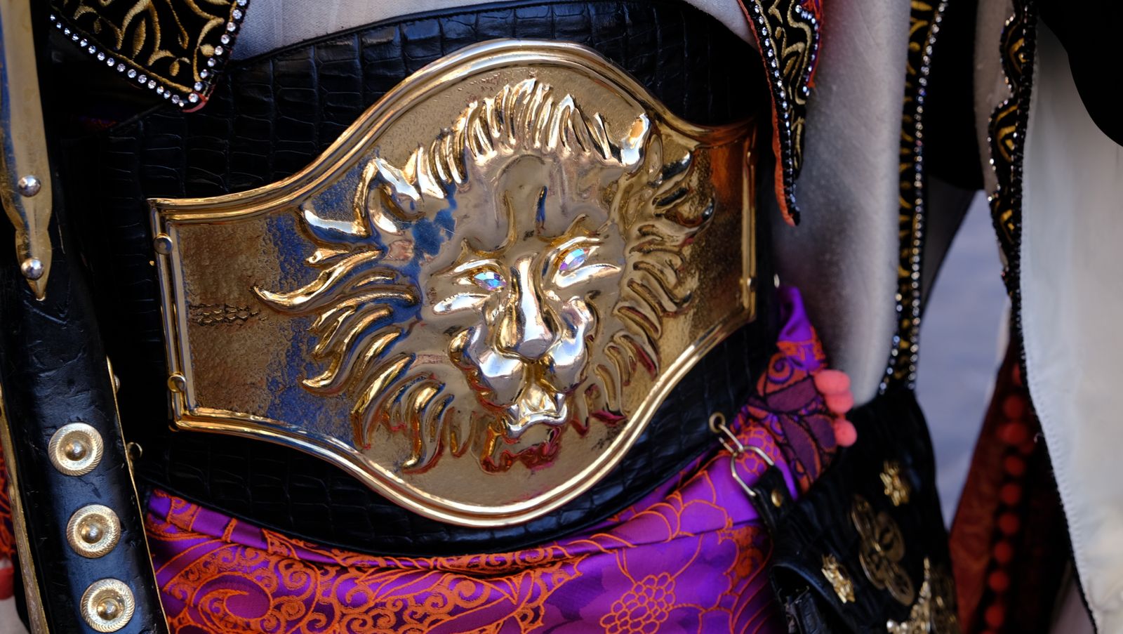 El espectacular desfile de Moros y Cristianos de Mojácar, en imágenes