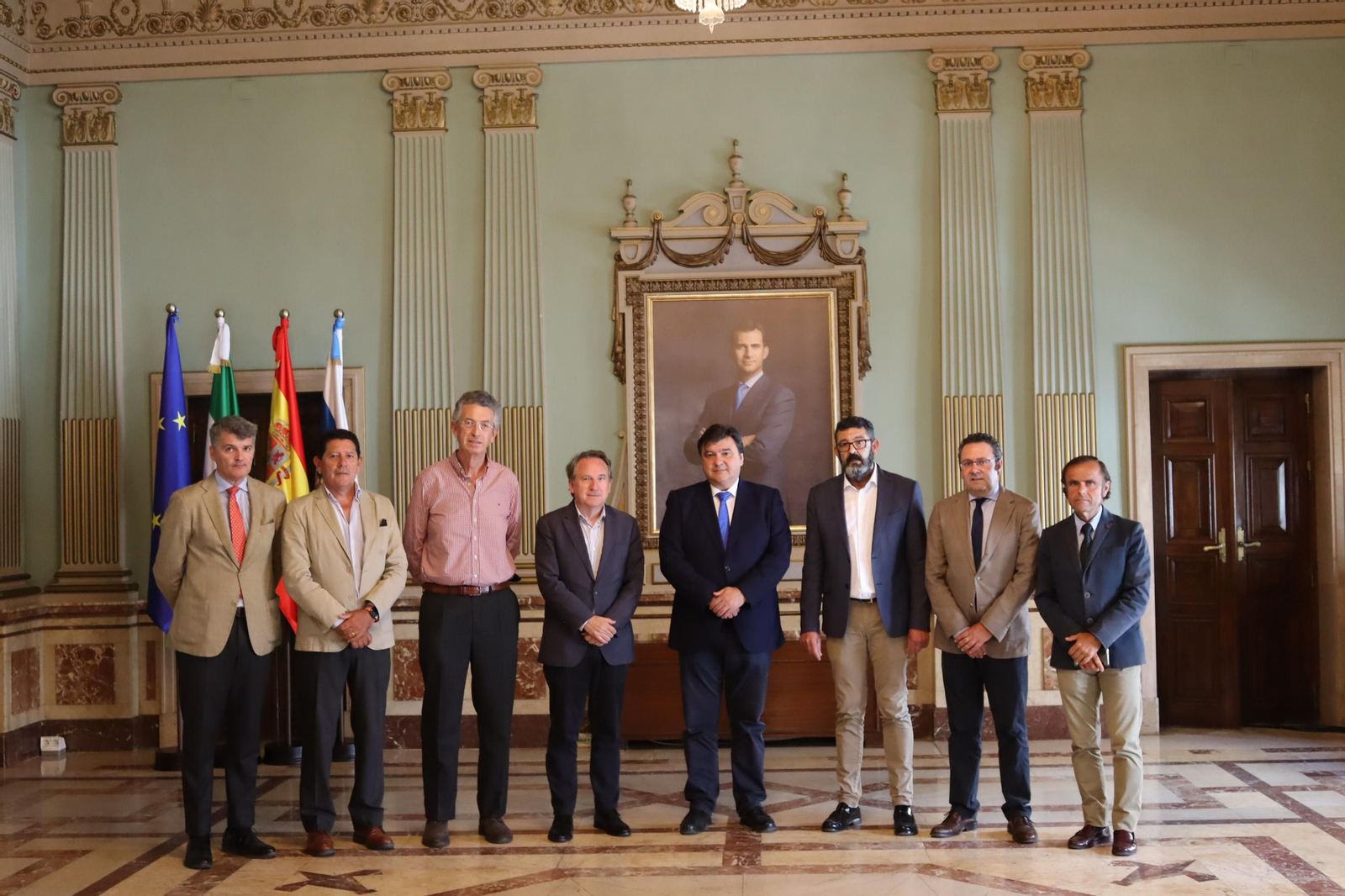 Recepción en el Ayuntamiento a los representantes de la asociación.