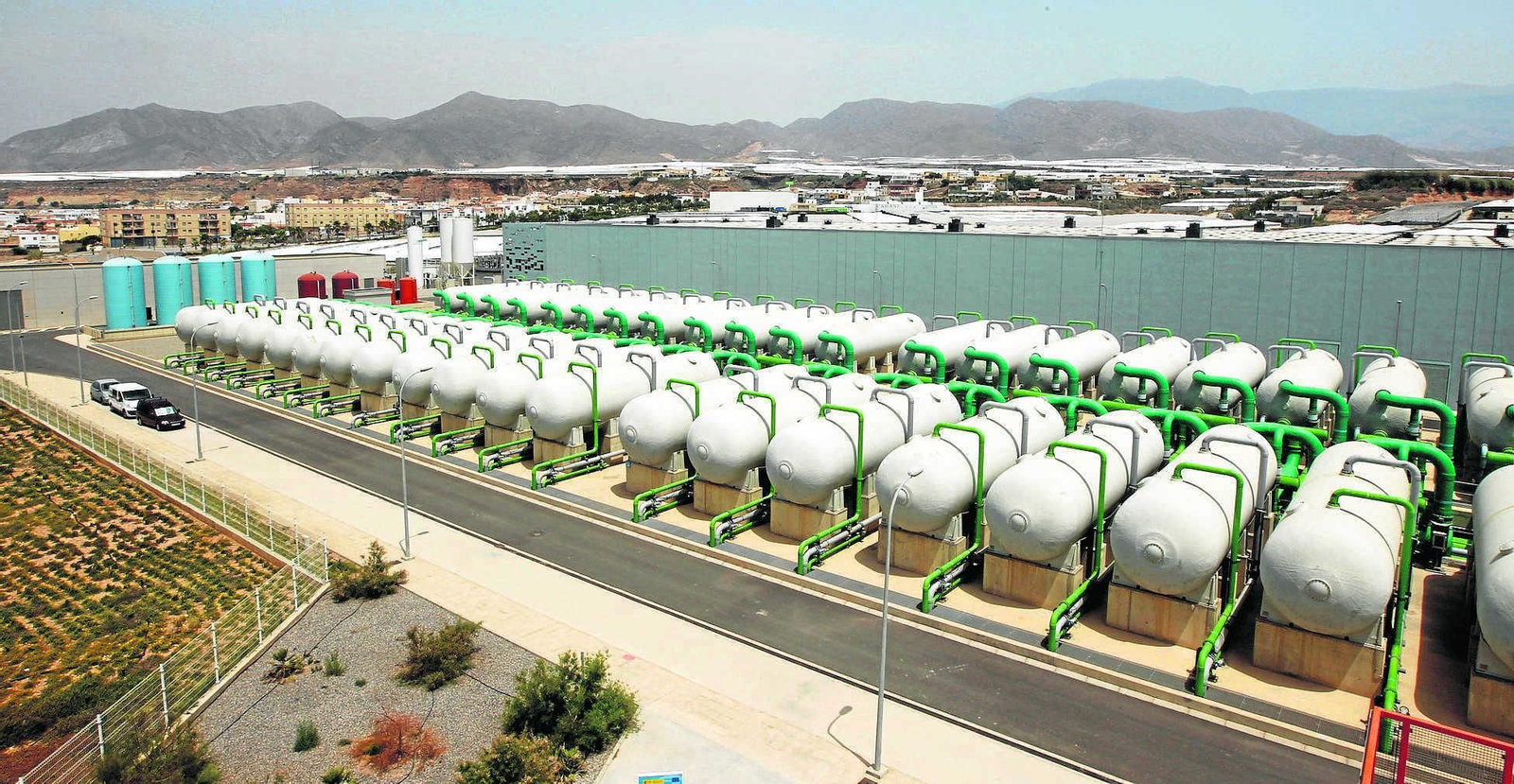 Acuamed rescinde el contrato de la UTE de la desaladora de Balerma y lo adjudica a Acciona