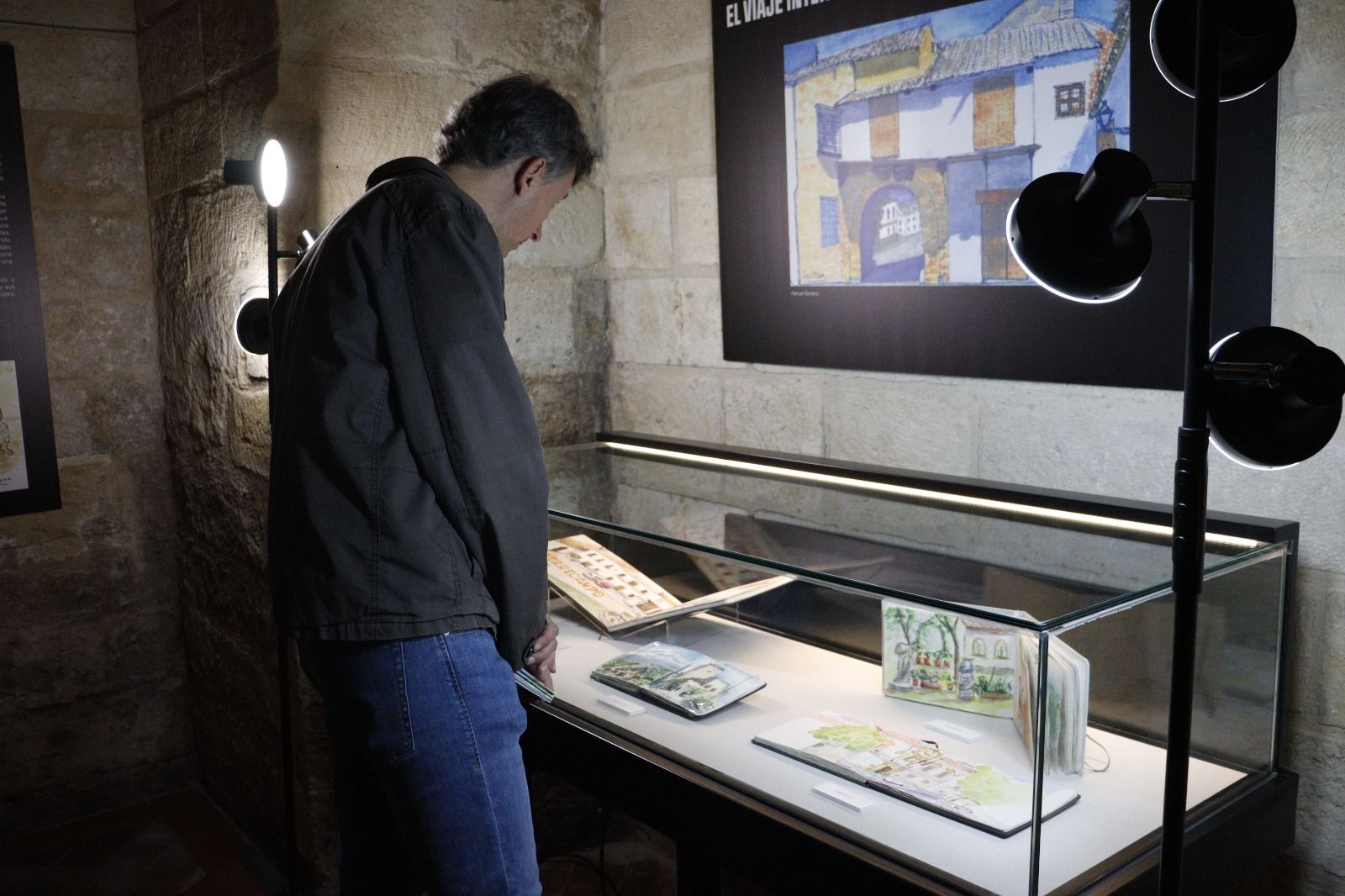 Las mejores imágenes de la exposición 'El Arte de Viajar o Viajar con Arte' en Córdoba