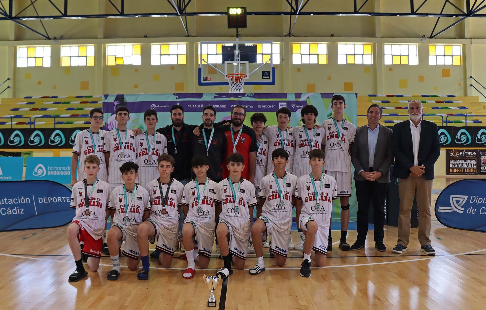 Imágenes de la jornada final del CADEBA infantil masculino de baloncesto en La Línea