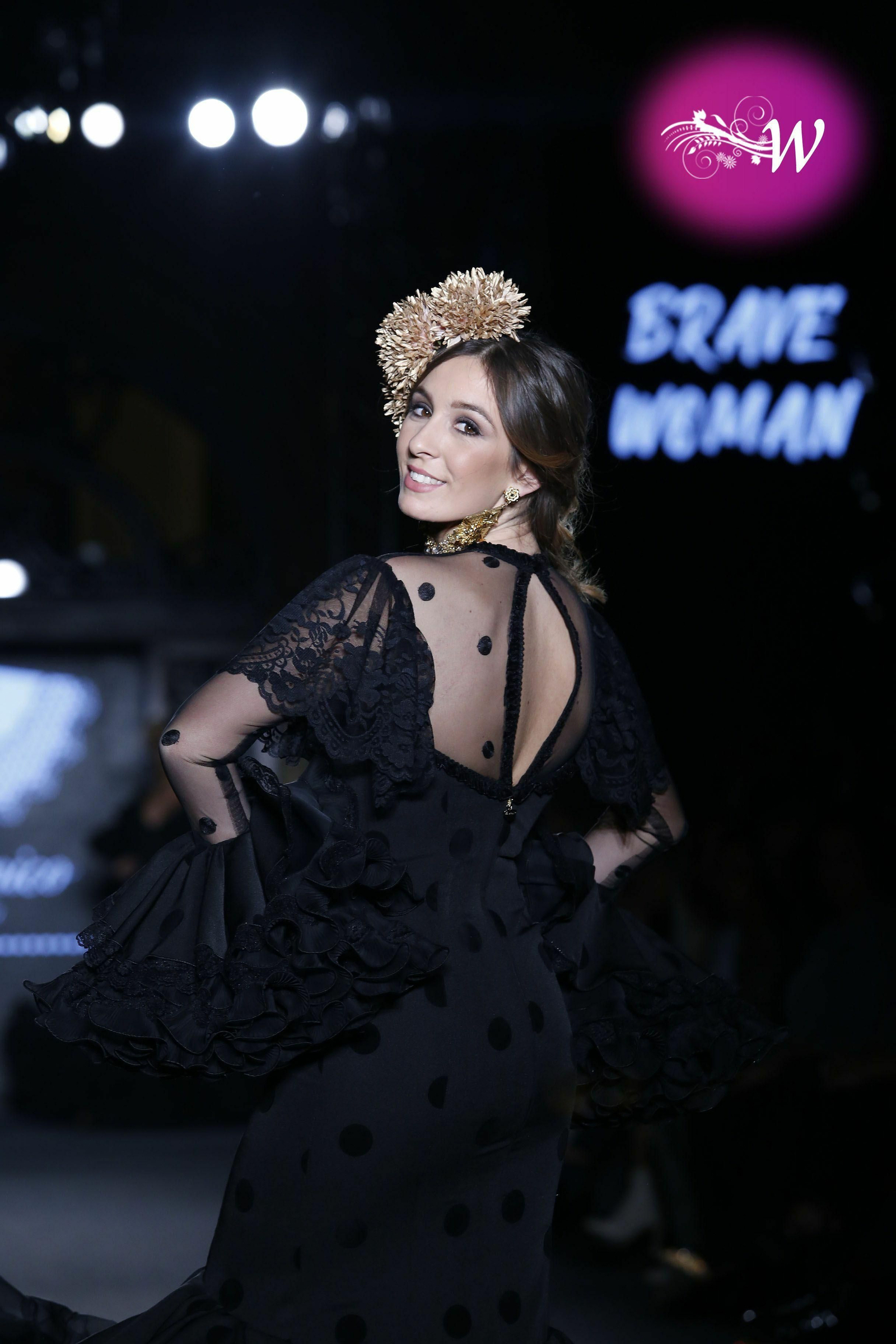 El abanico artesanía expone su colección 2020 en un desfile en We Love Flamenco, todas las fotos