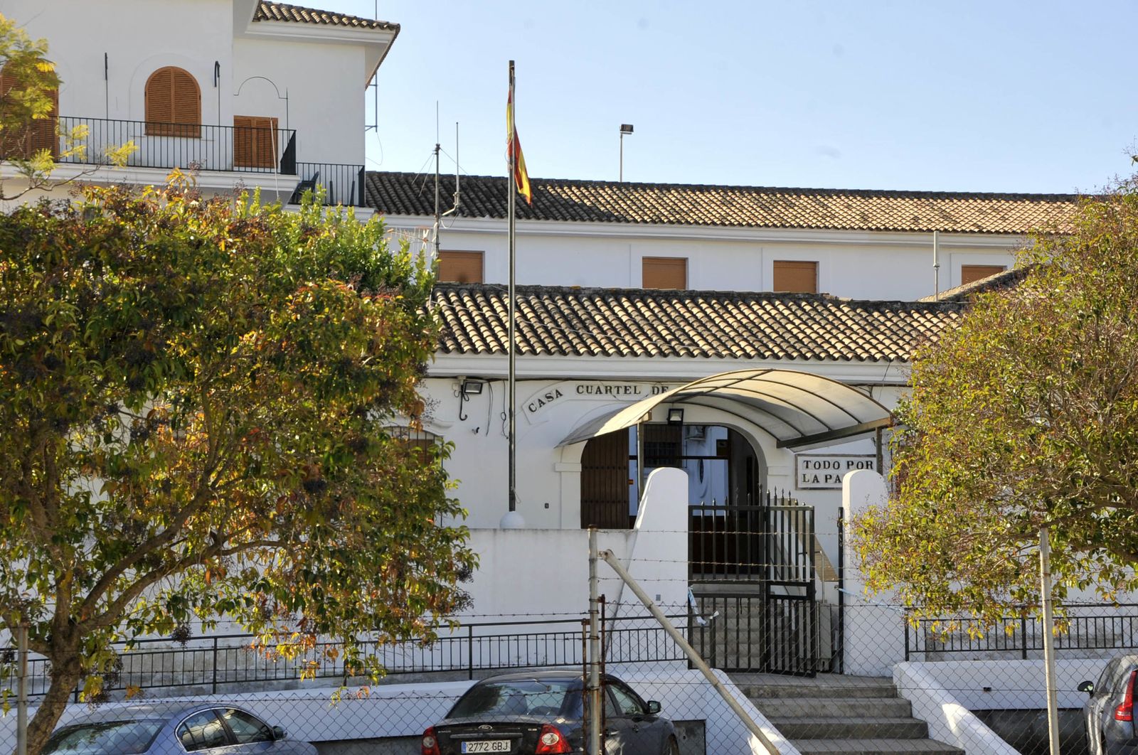 Fachada del Puesto de la Guardia Civil de Arcos de la Frontera.