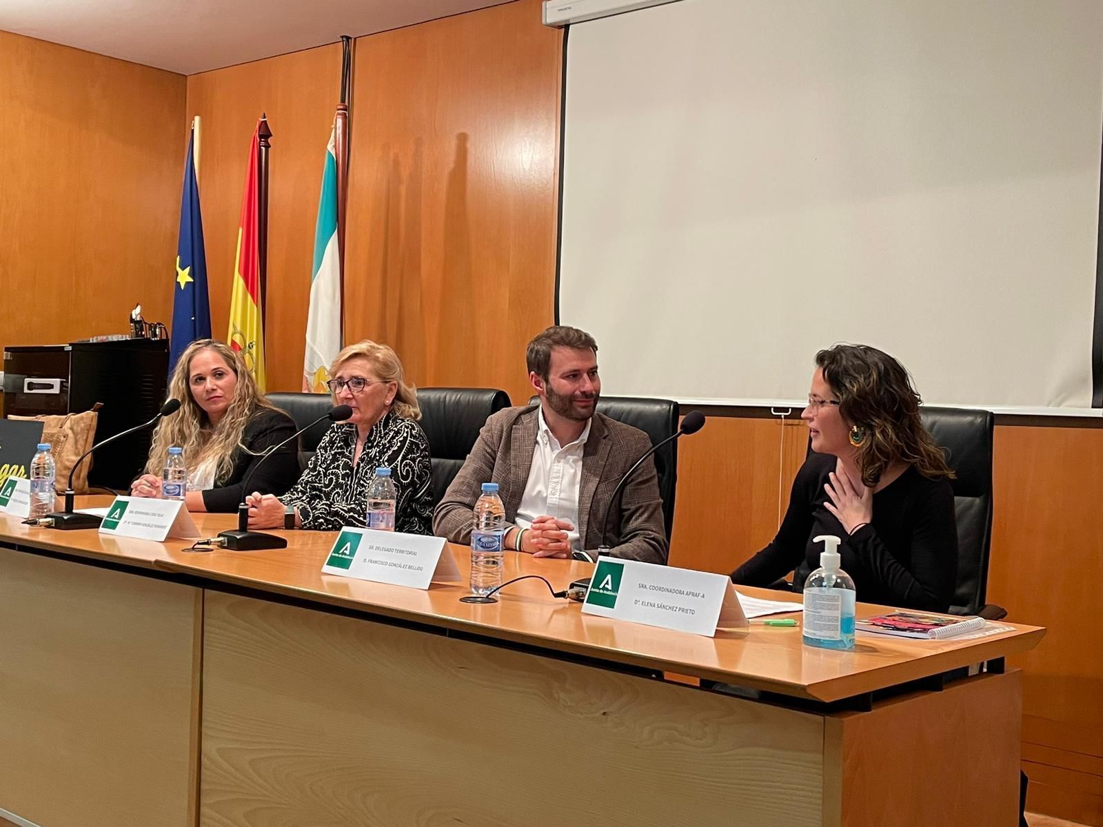 Presentación de la campaña 'Solo quiero un hogar'