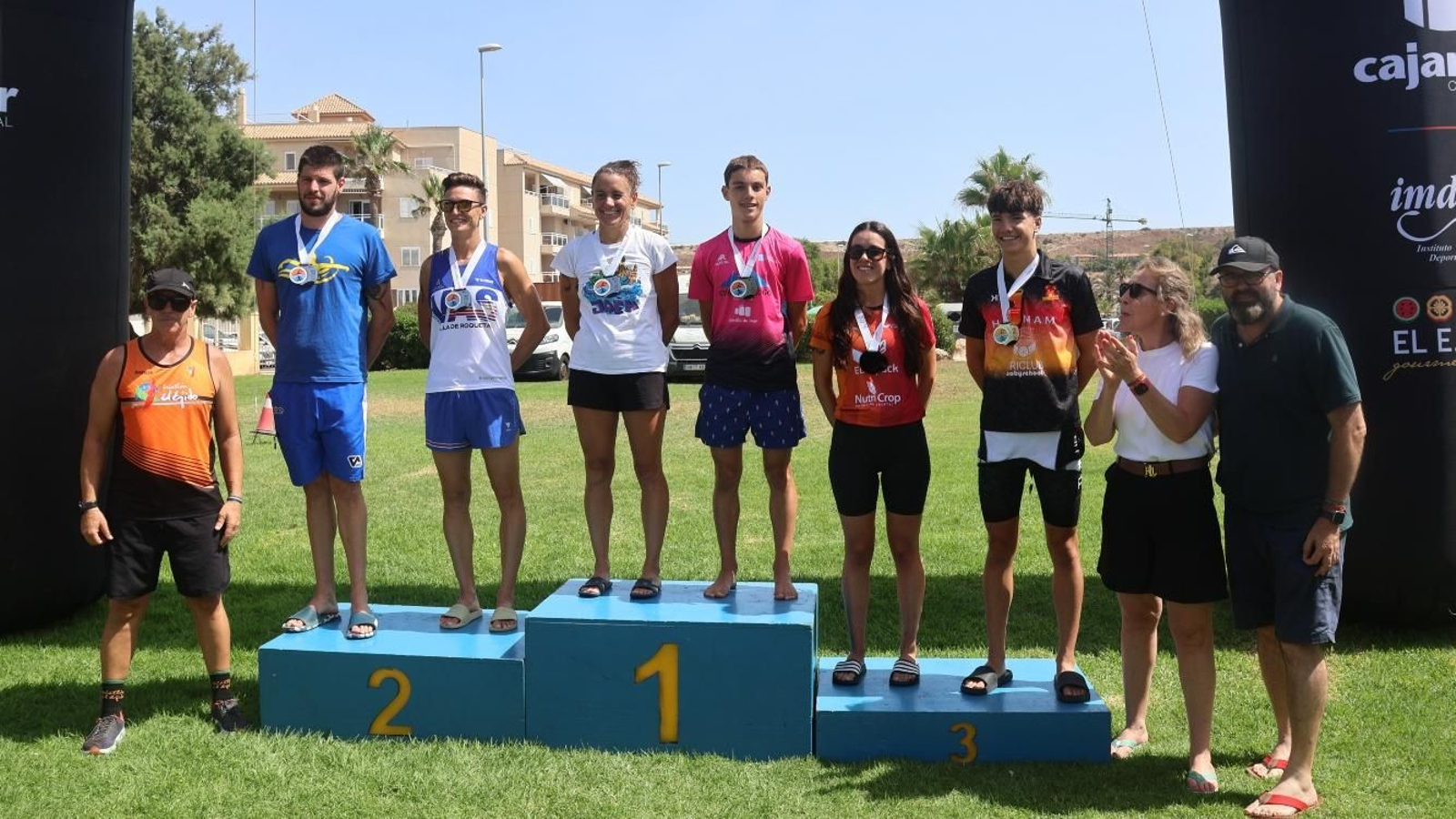 Uno de los podios de esta prueba celebrada en el municipio ejidense.