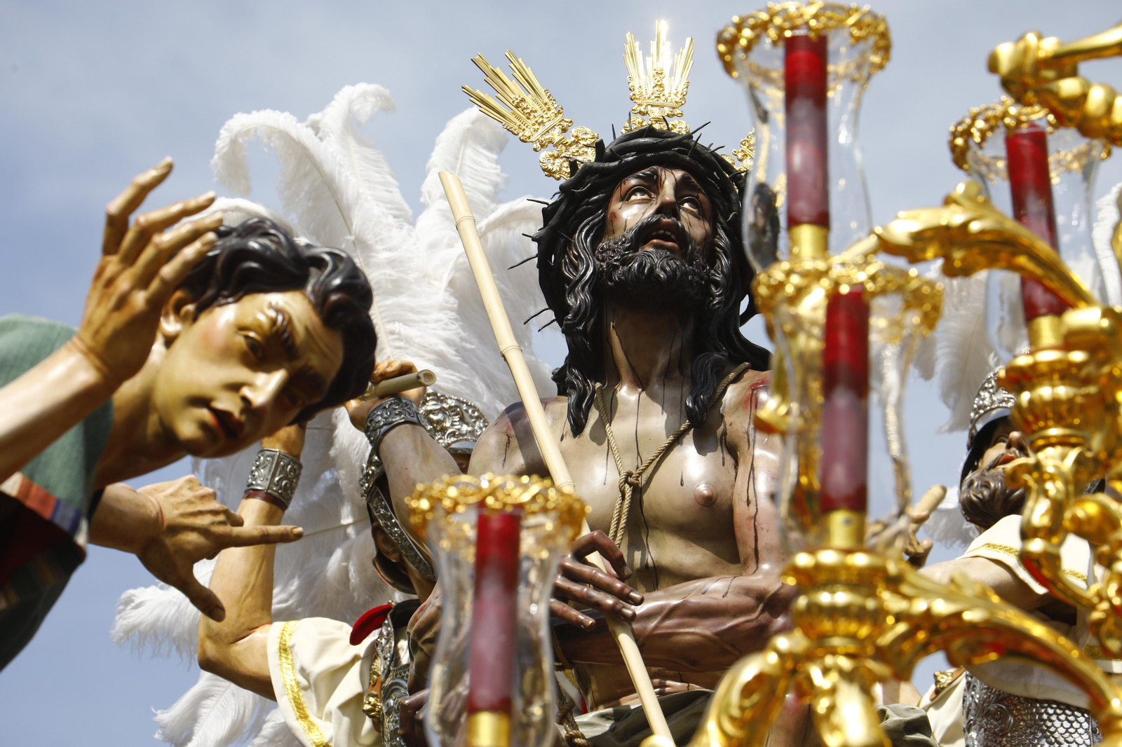 Lunes Santo en Córdoba: La procesión de la Merced, en imágenes