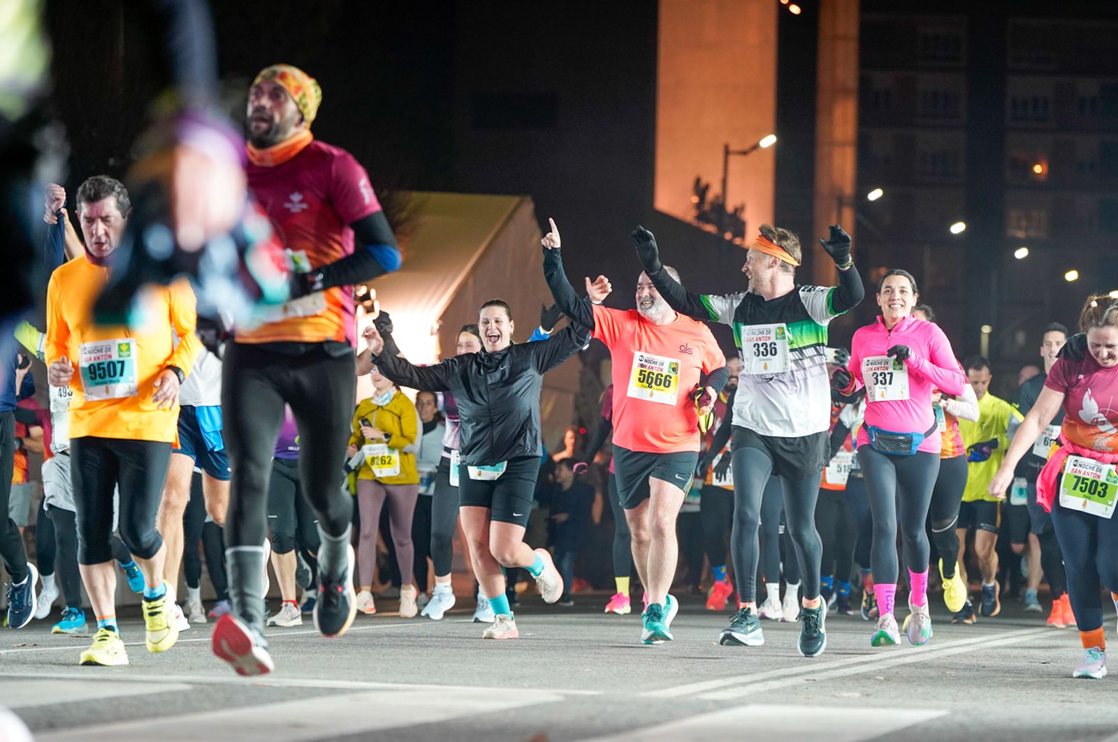 En imágenes: búscate en tu llegada a meta de la Carrera de San Antón 2026 (16)