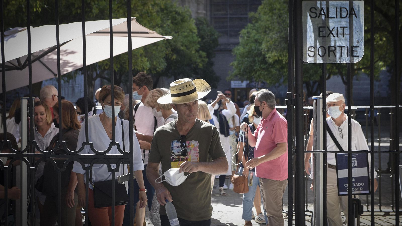 Turistas en el centro de la ciudad.