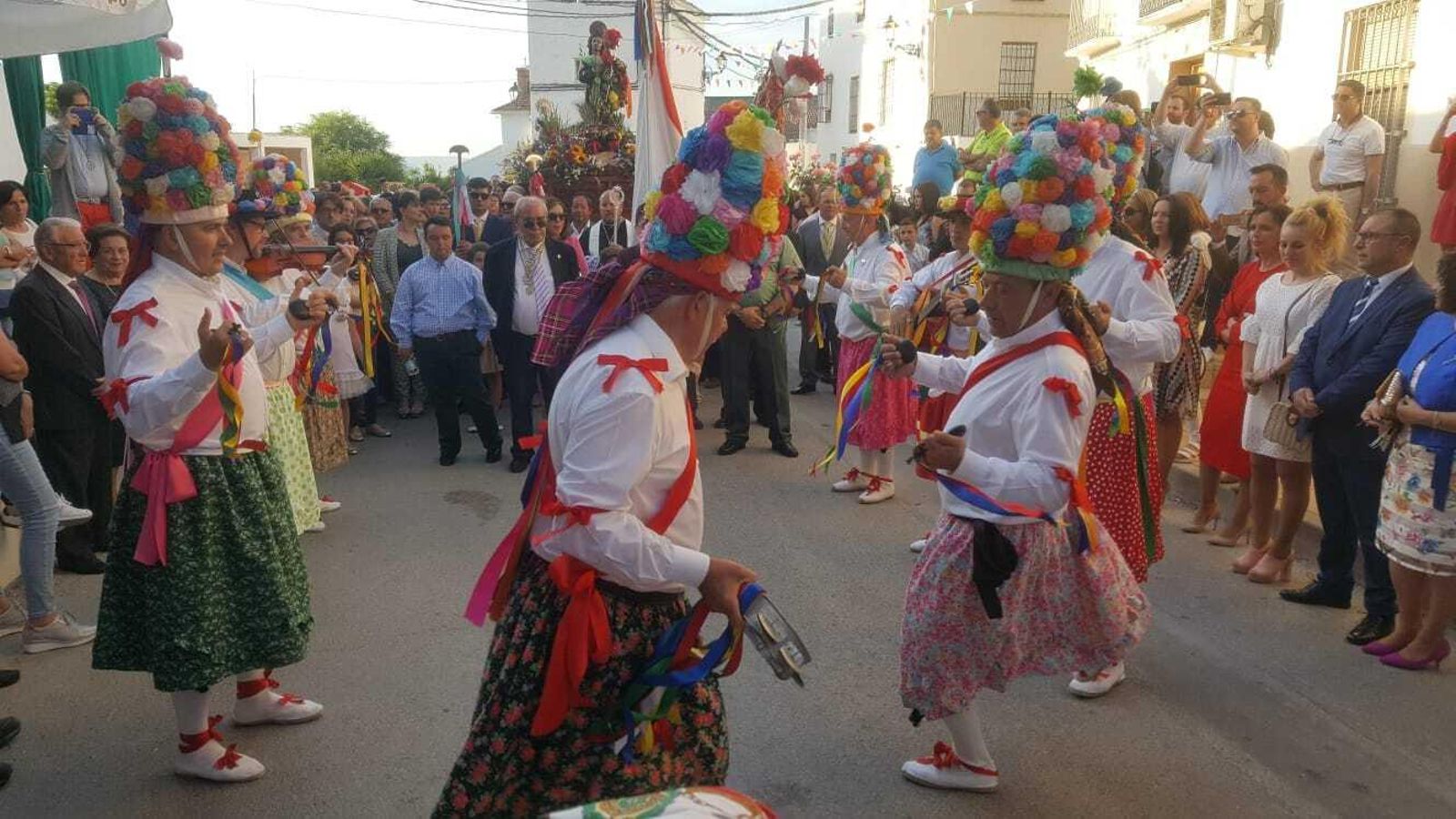 Danzantes de San Isidro de Fuente-Tójar.
