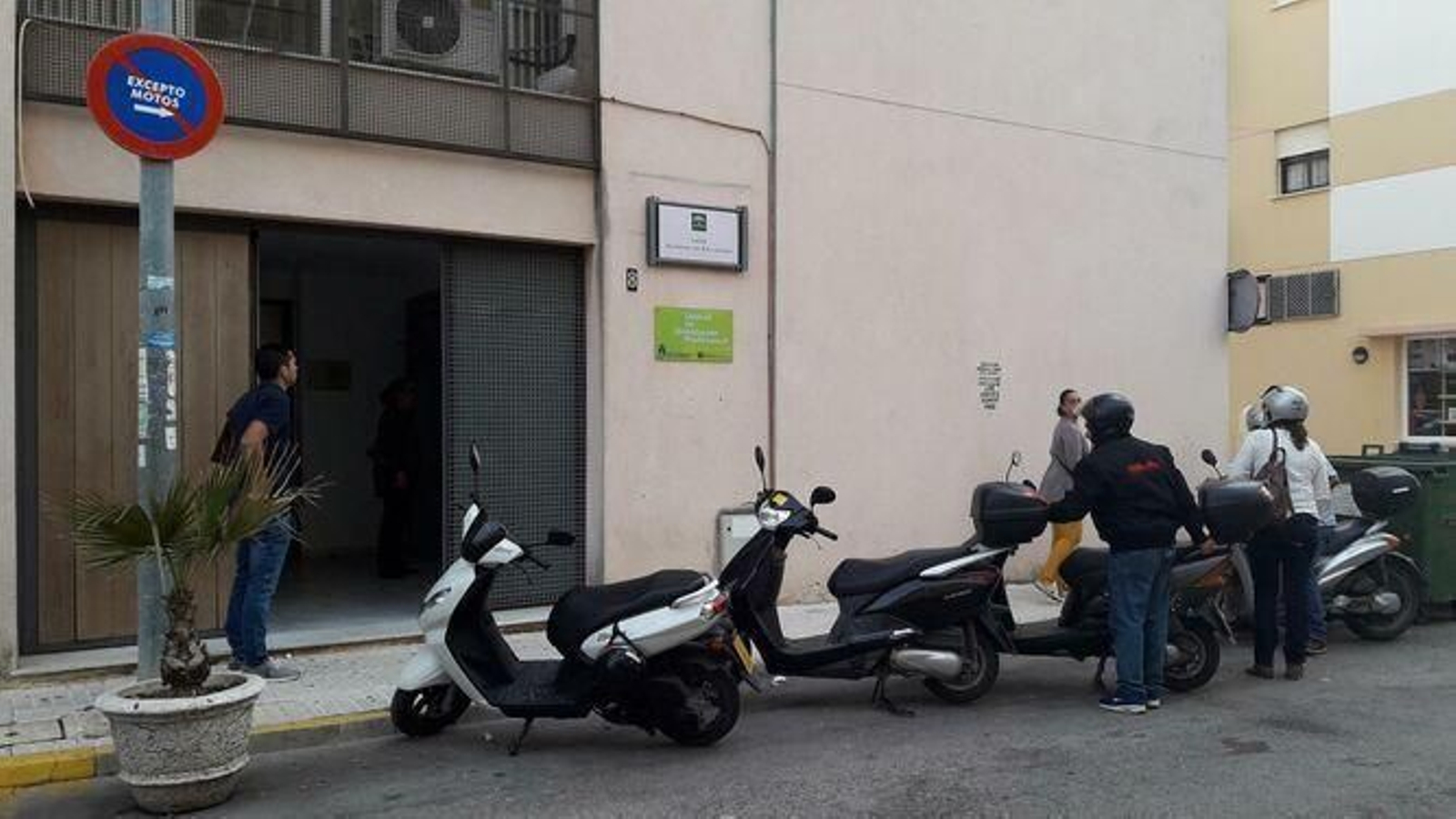 El Centro Andaluz de Emprendimiento (CADE) de Sanlúcar se encuentra actualmente en las oficinas de Fomento.