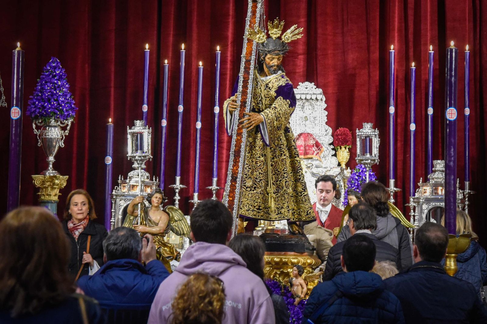 Besapié a Jesús Nazareno