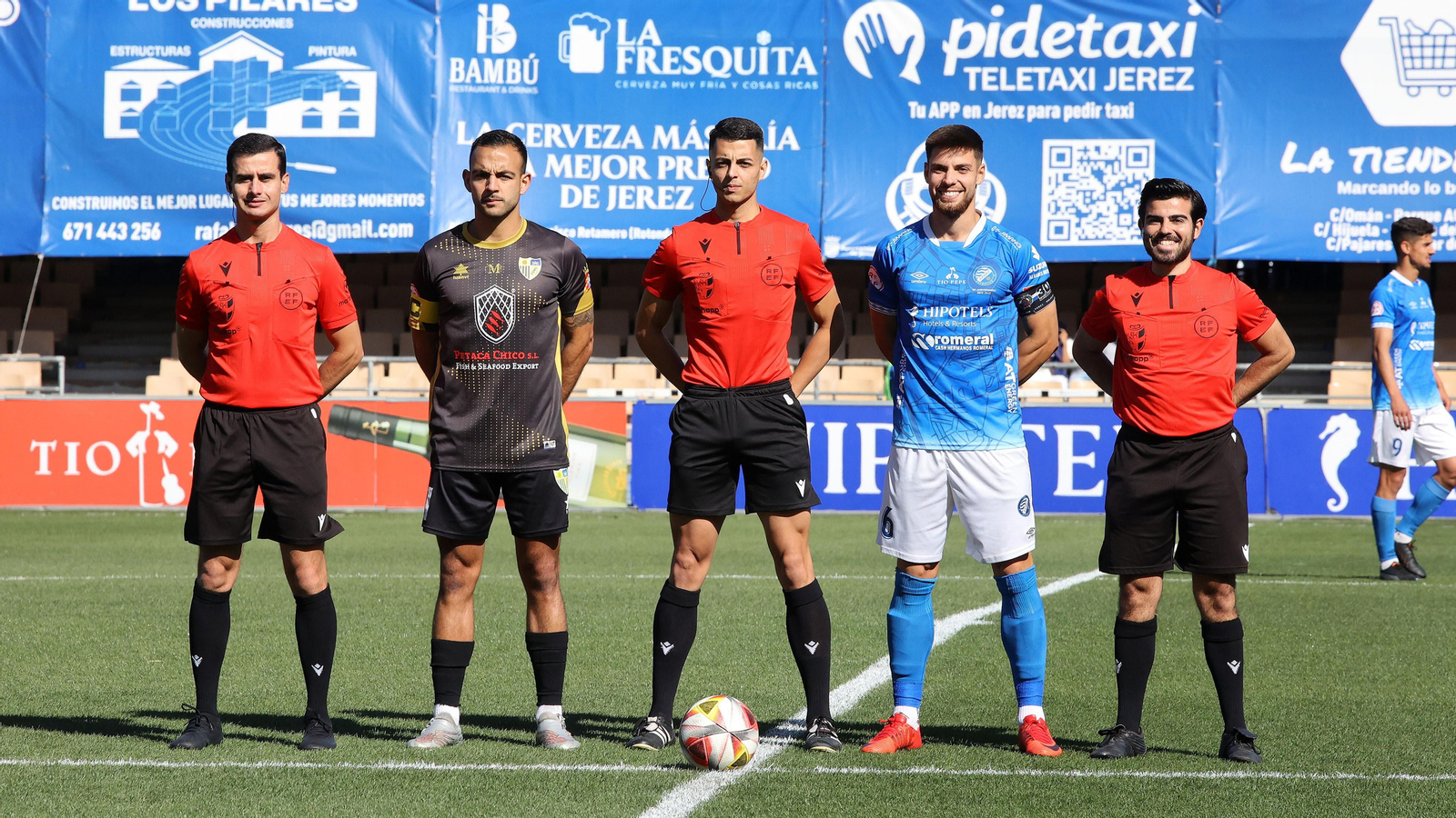 Imágenes del Xerez DFC - Conil CF en Chapín
