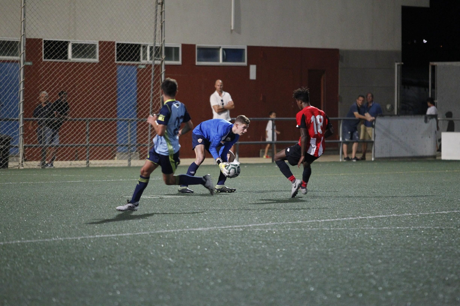 Las imágenes del VII Trofeo de Feria de Fútbol Juvenil 'I Memorial Juan Oncala'