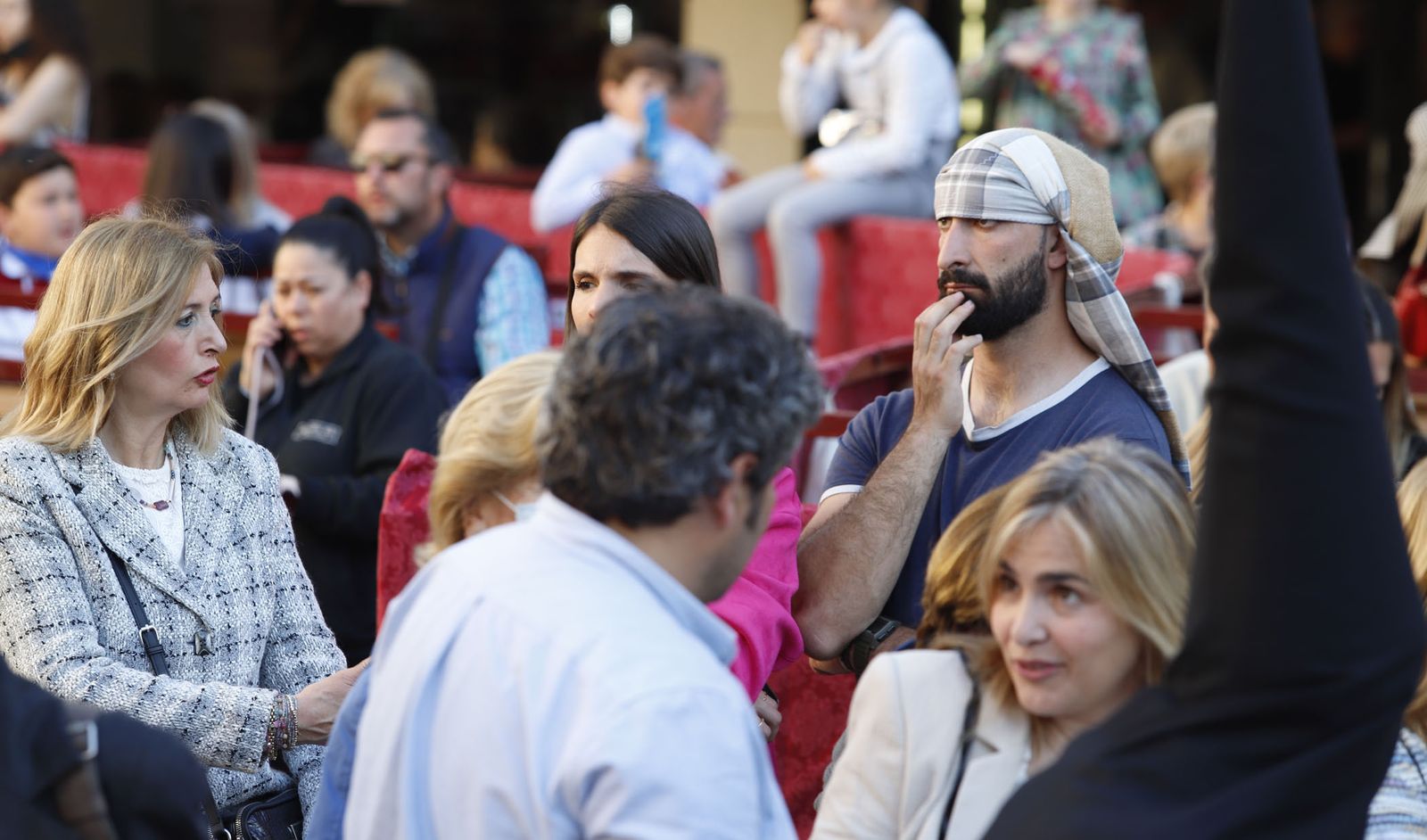La Hermandad de la Buena Muerte procesiona por las calles de Huelva