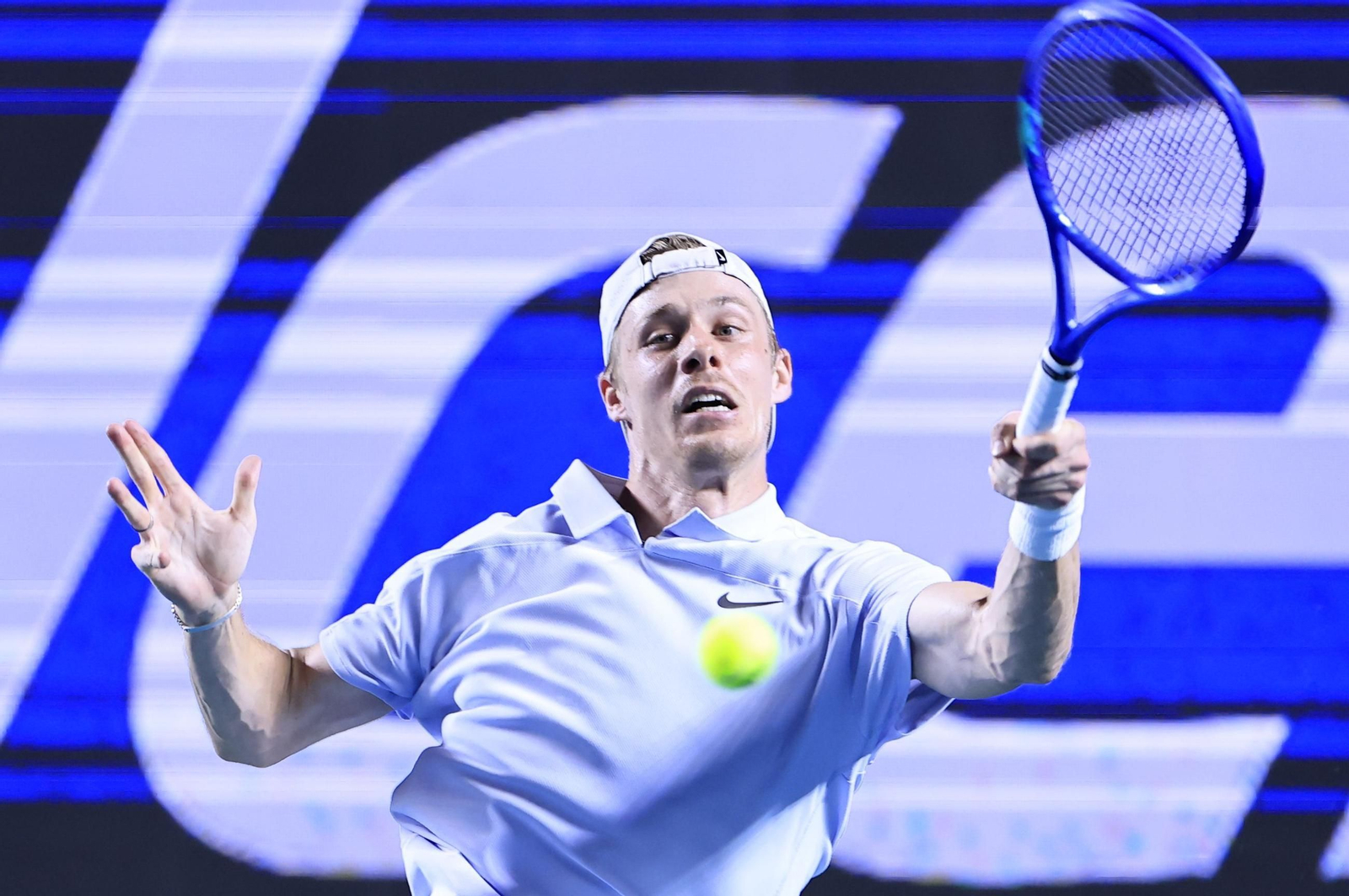 Un mágico Davidovich tumba a Shapovalov y está en la final de Acapulco Un mágico Davidovich tumba a Shapovalov y está en la final de Acapulco
