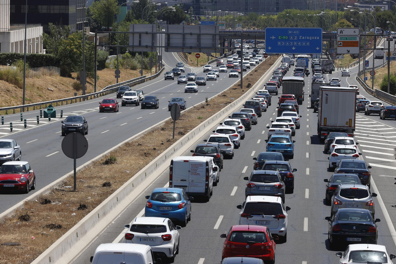 Retenciones a la salida de Madrid.
