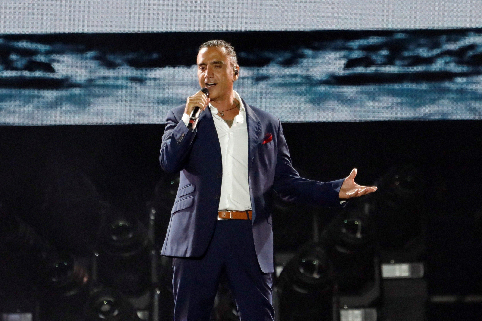 Alejandro Fernández durante su concierto en Madrid.