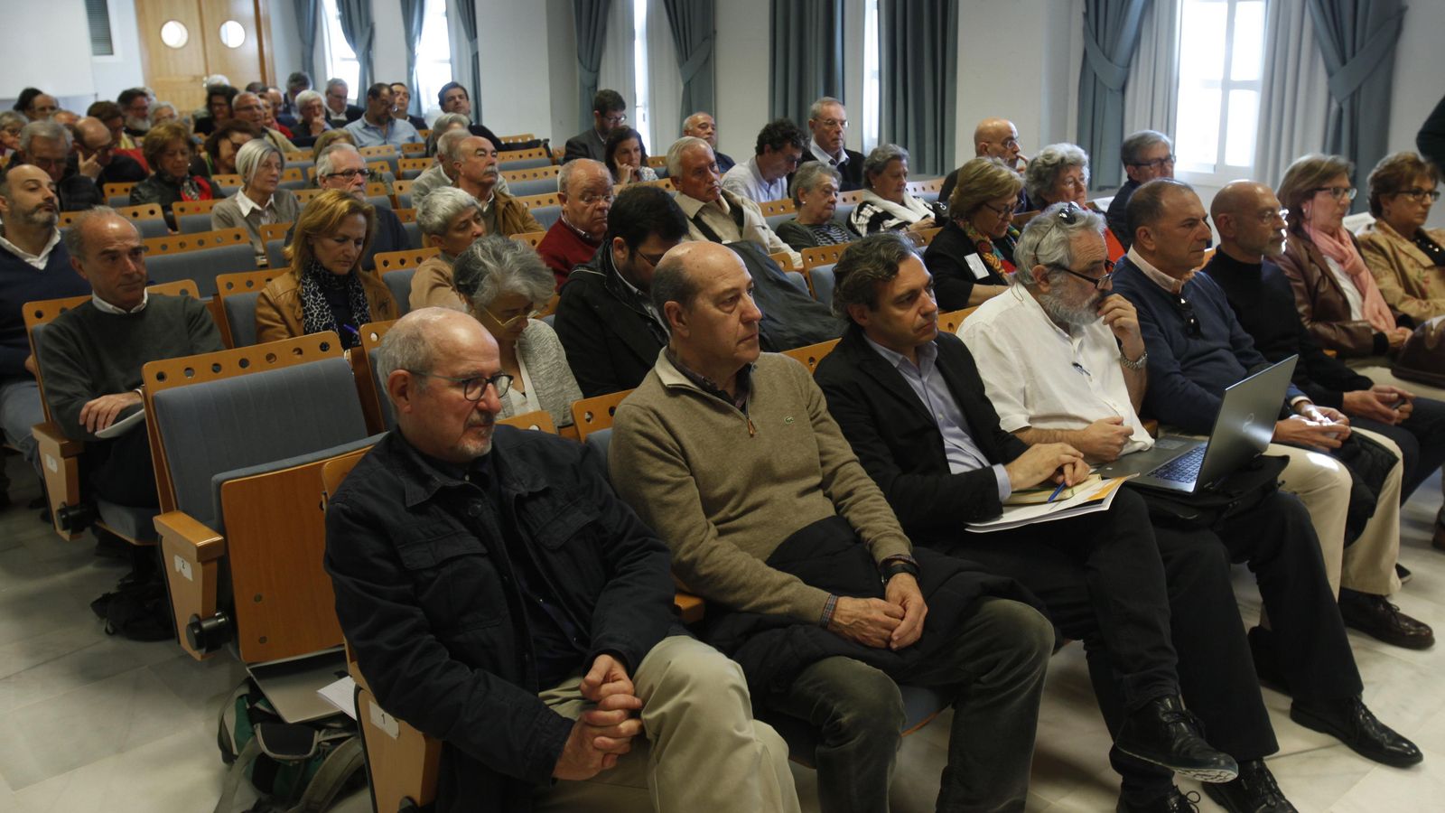 El público asistente a las jornadas en la UPO que duraron desde las 9.30 a las 19:00.