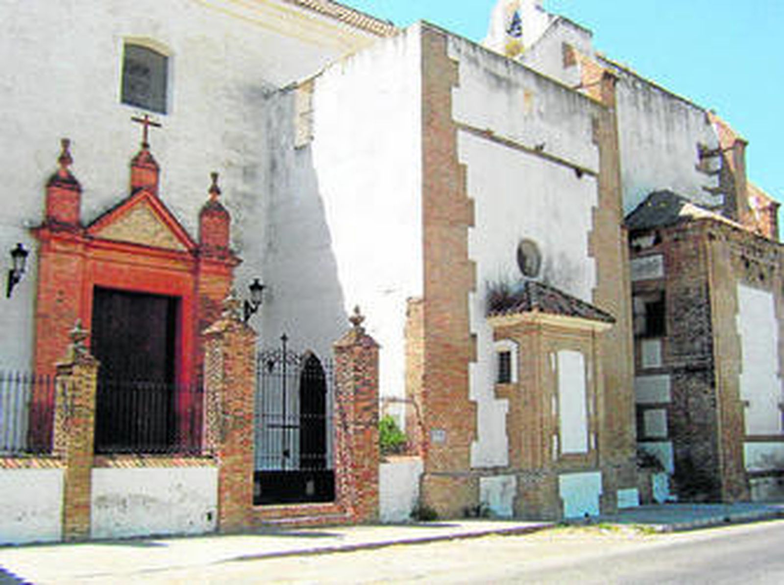 Una imagen de la iglesia de Santa Ana, en la que estaba prevista la instalación del Ceade.