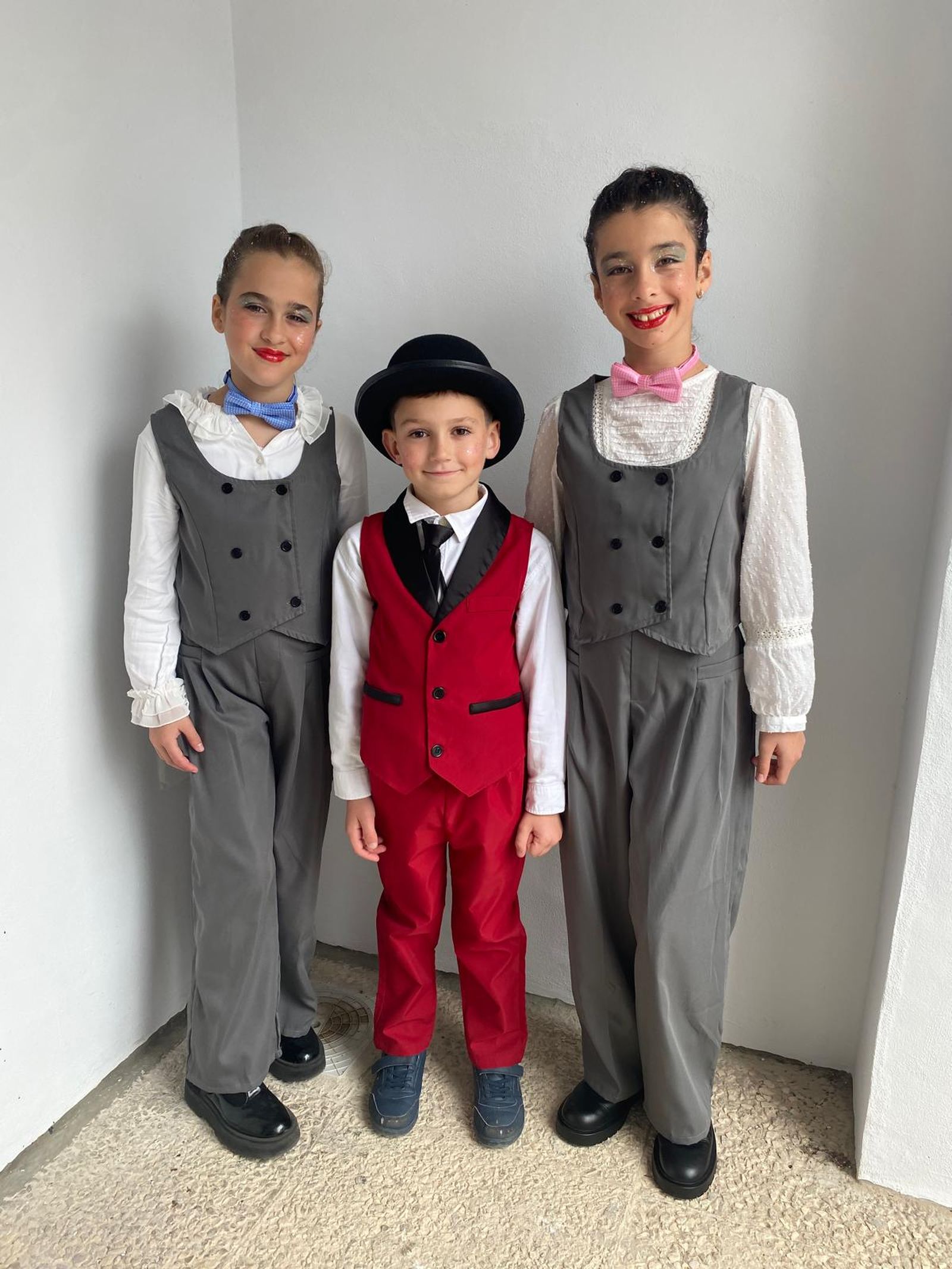 Los alumnos del CEIP Torrecera disfrutan de un divertido teatro infantil