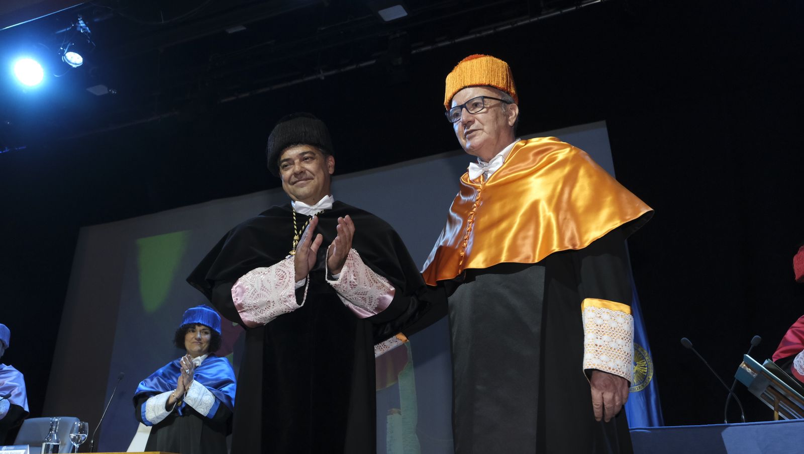 Imágenes de la investidura como Doctor Honoris Causa de la UAL, de Paco Cosentino.