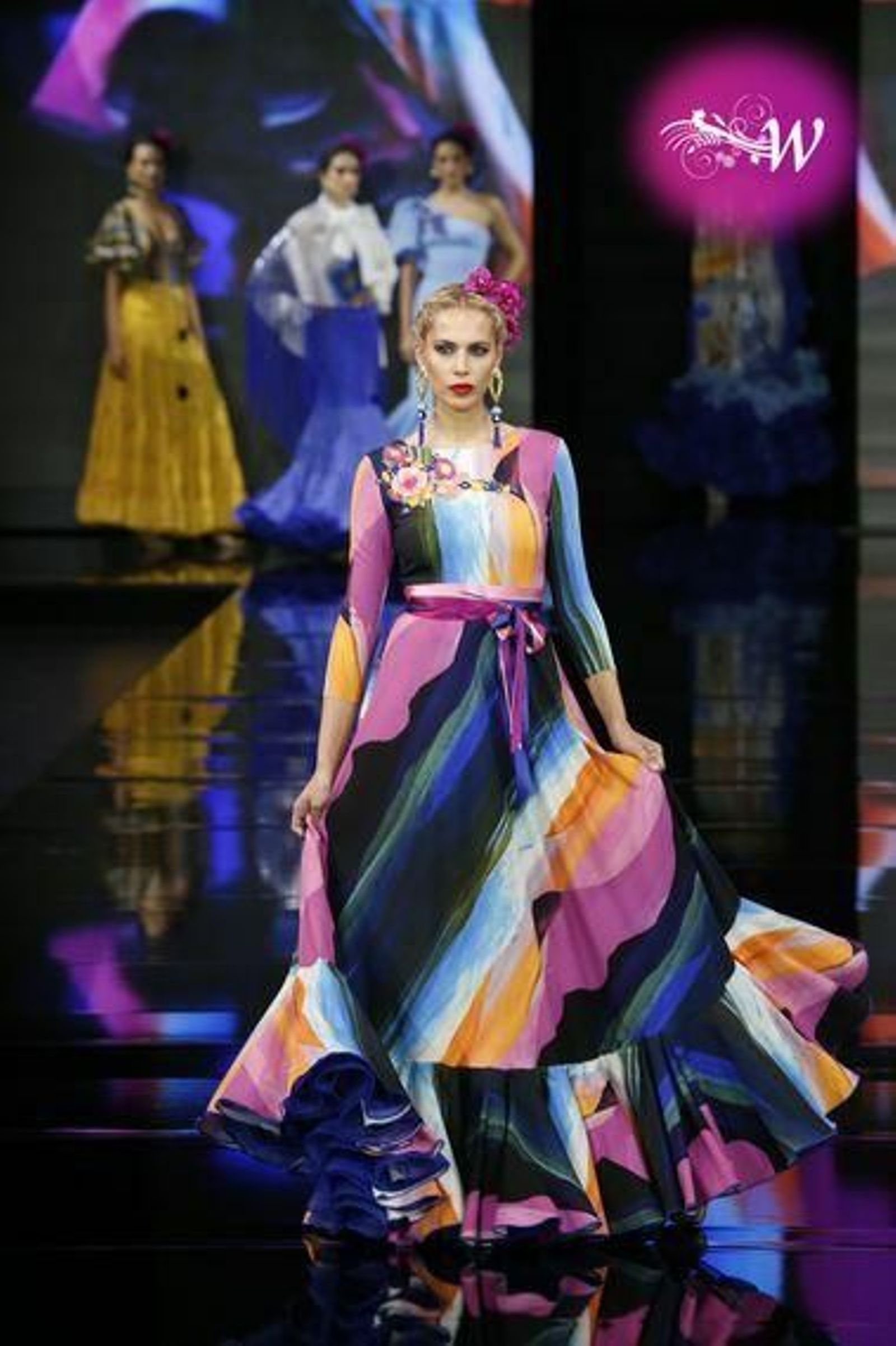 Carmen Vega presenta su colección en SIMOF 2020, todas las fotos de su desfile