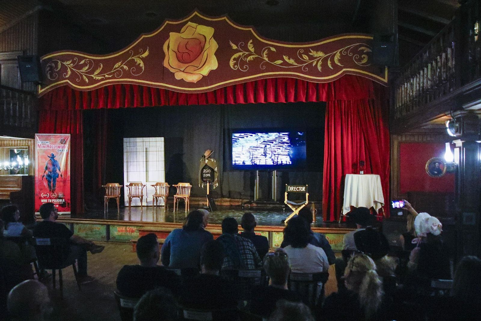 Las imágenes del premio desierto de Tabernas a Eugenio Alabiso en el Almería Western Film Festival