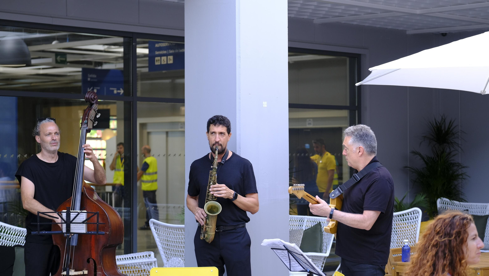 Imágenes de la inauguración de IKEA Almería