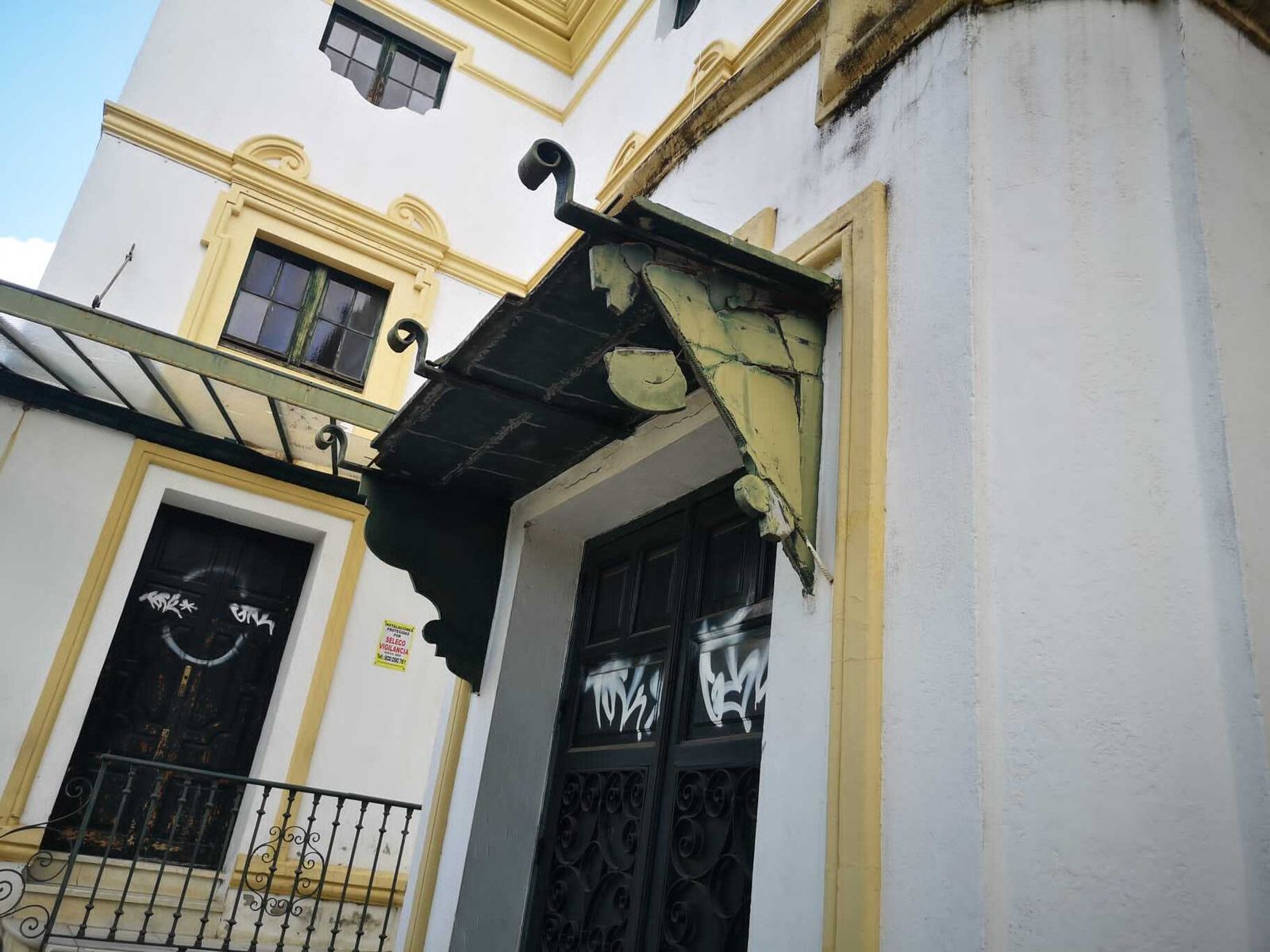 El deprorable estado del teatro Lope de Vega.