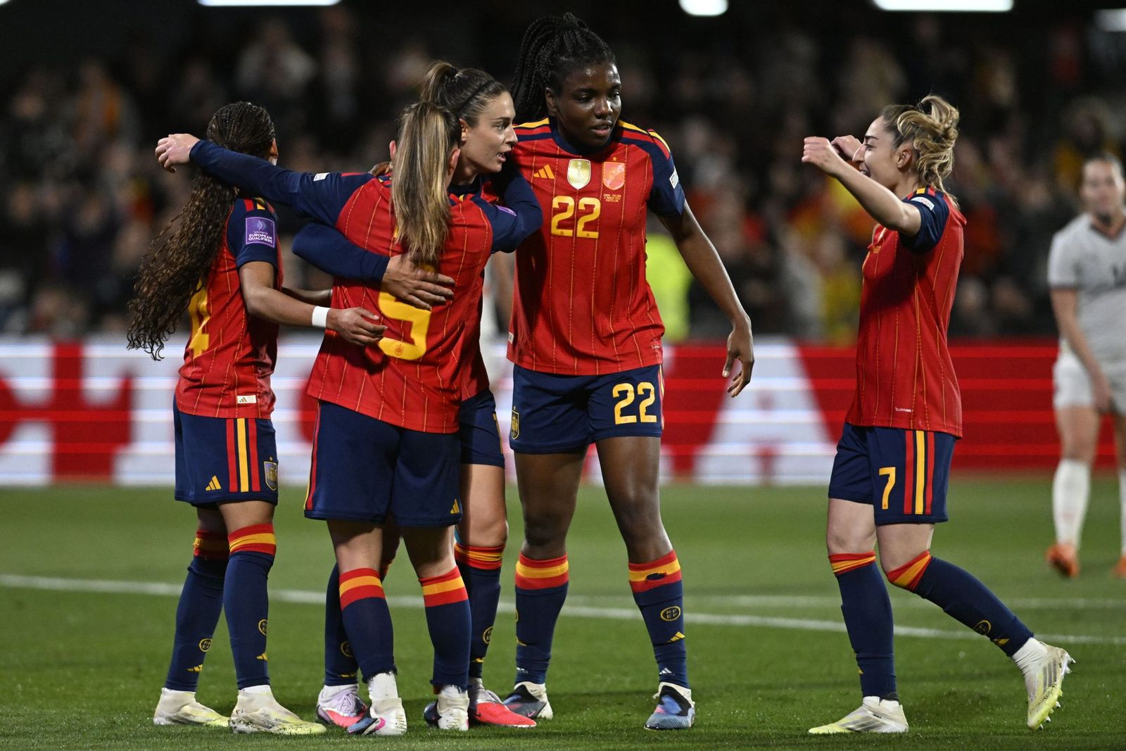 Las fotos del España-Islandia de fútbol femenino