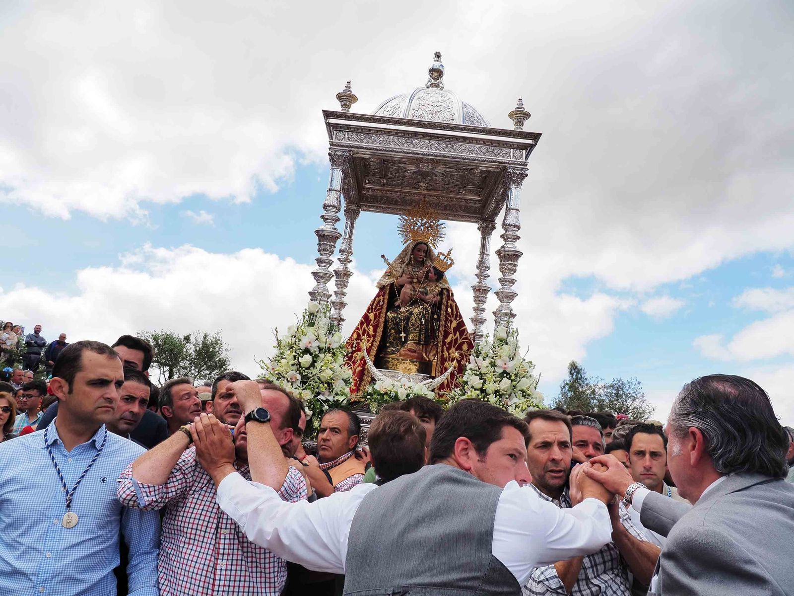 Las mejores imágenes de la Romería de la Virgen de la Peña 2022