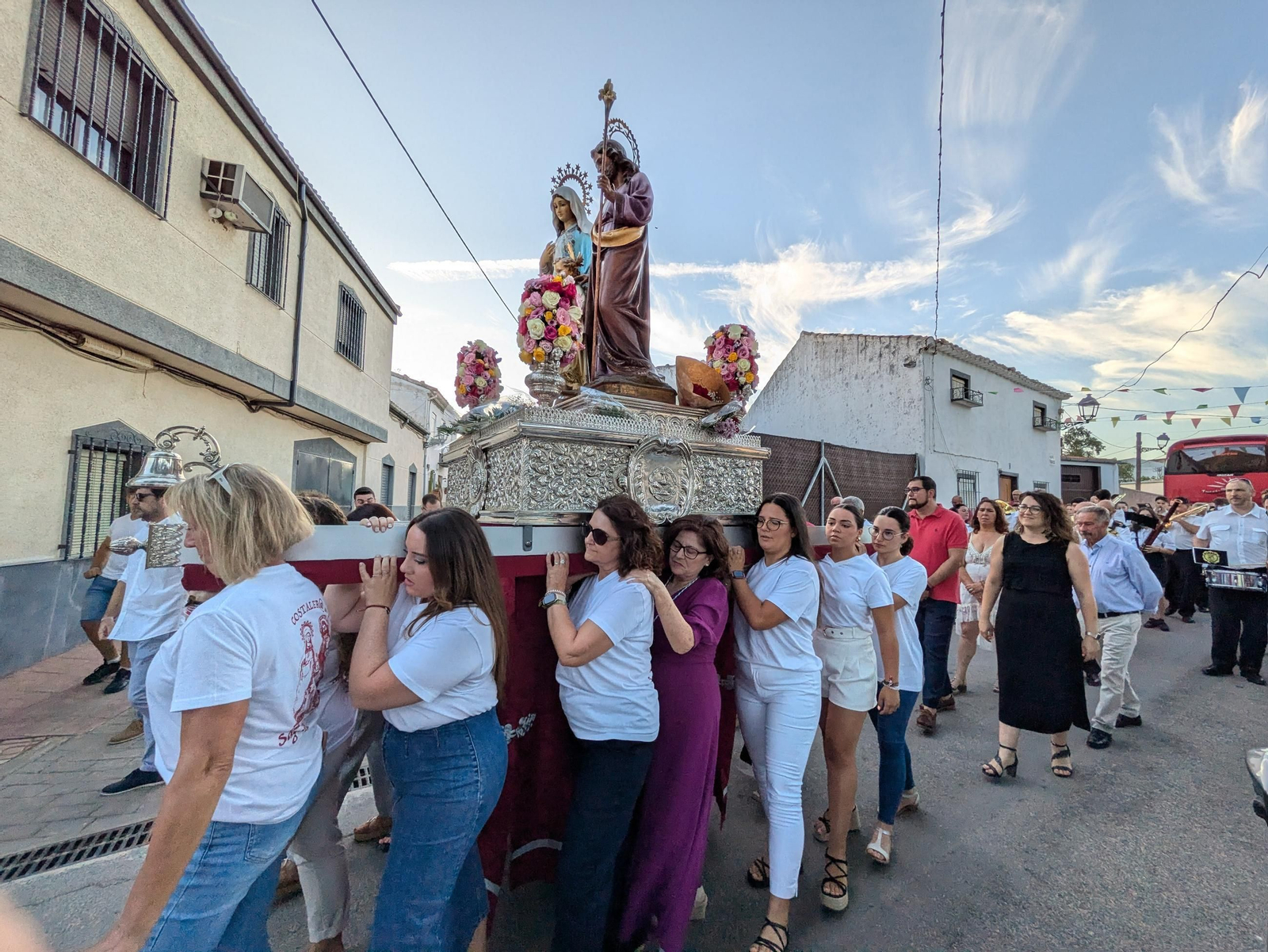 Las fiestas de la Sagrada Familia de Las Casillas de Martos, en imágenes