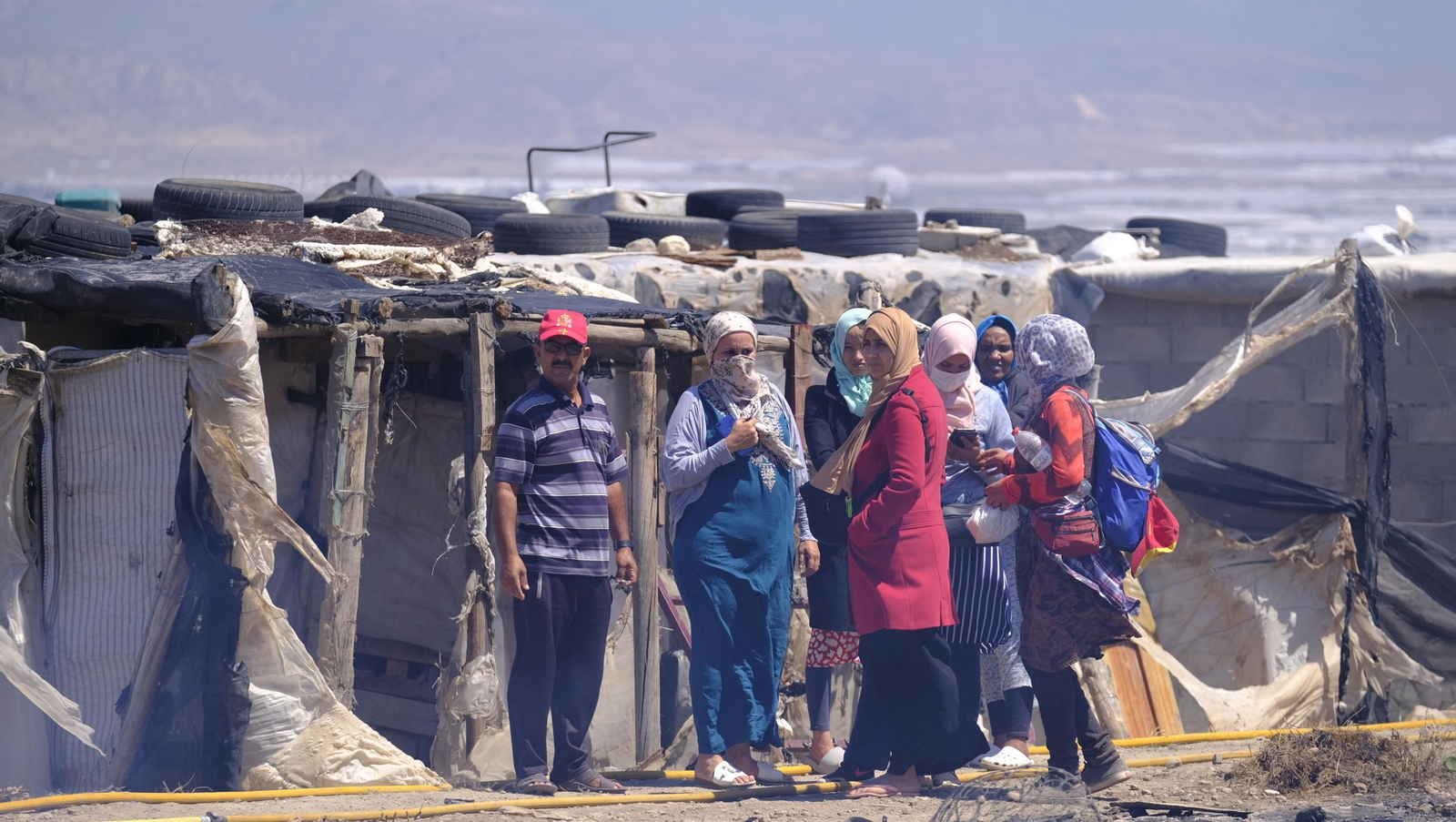 Fotogalería incendio asentamiento de chabolas en Atochares-Níjar (Almería)