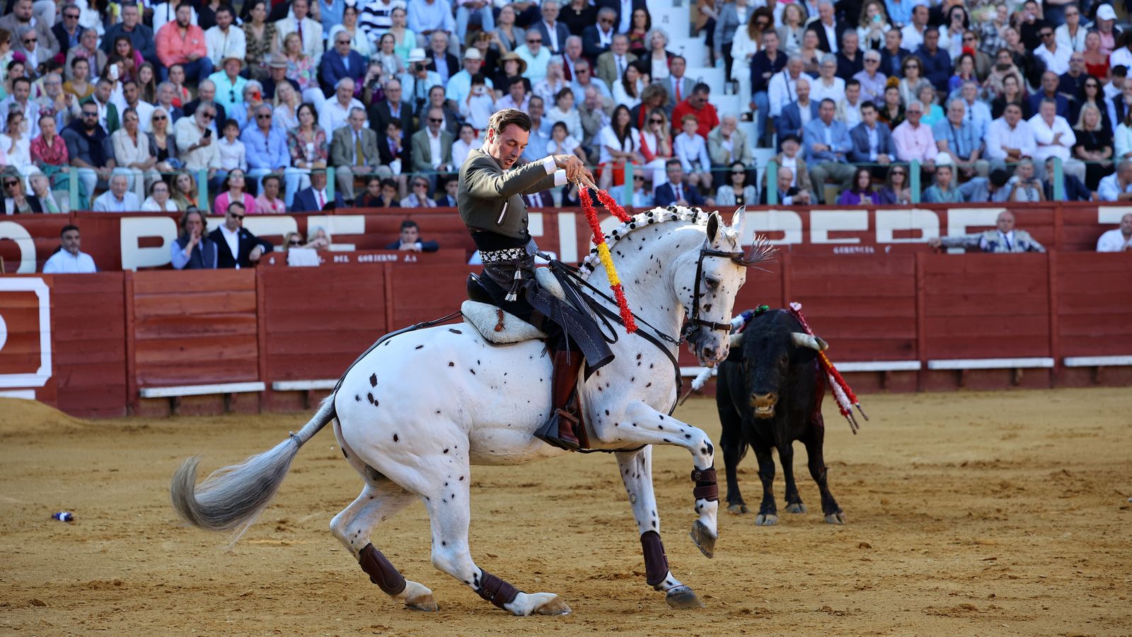Andy Cartagena, Diego Ventura y Lea Vicens en la corrida de rejones de la Feria de Jerez 2024