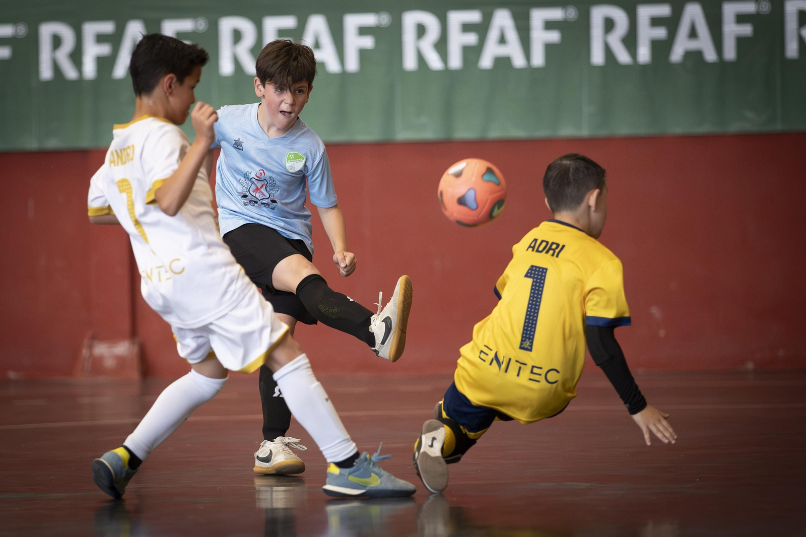 Galeria: El CD Futsal Montevive-Alhendín, campeón de Andalucía de fútbol sala benjamín
