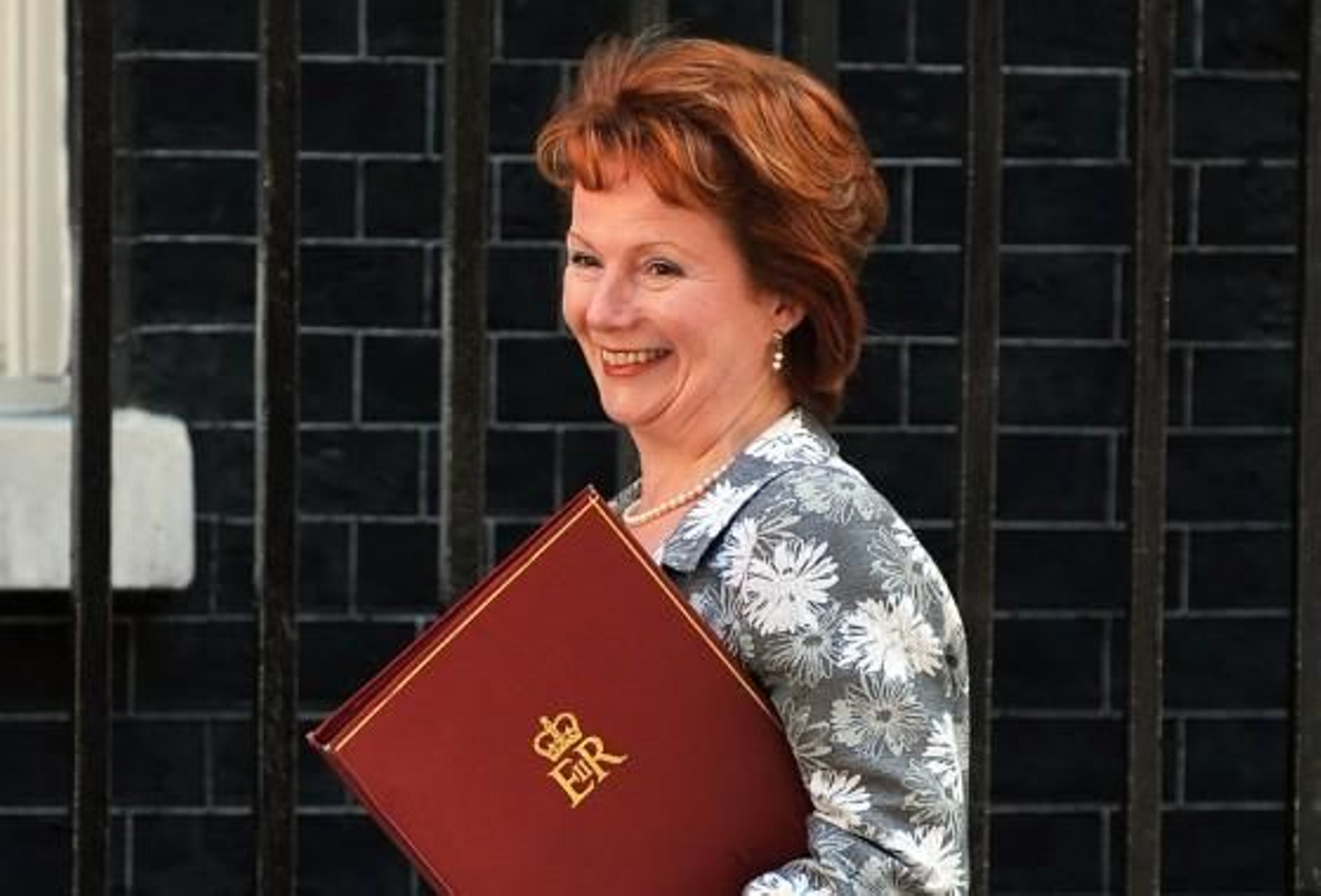 Nueva dimisión en el equipo de Brown por el escándalo de los gastos parlamentarios