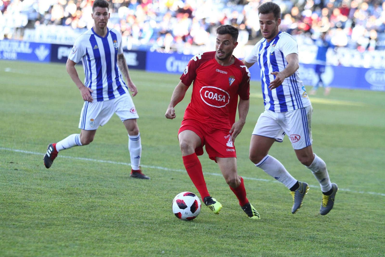 Imágenes del encuentro entre el Recreativo de Huelva y el San Fernando