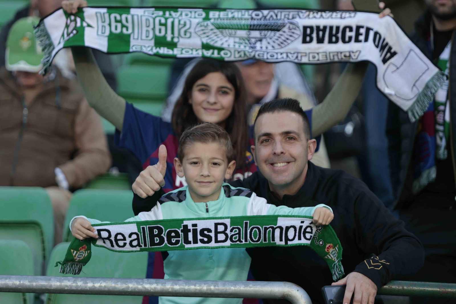 Búscate en las gradas del Villamarín