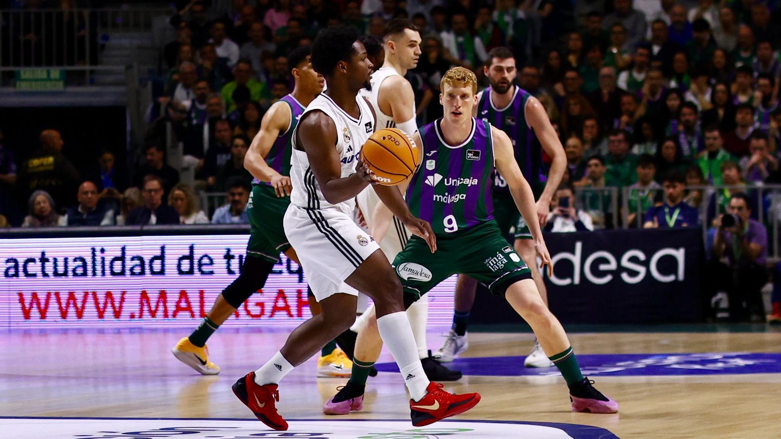 El Unicaja - Real Madrid de Liga Endesa, en fotos