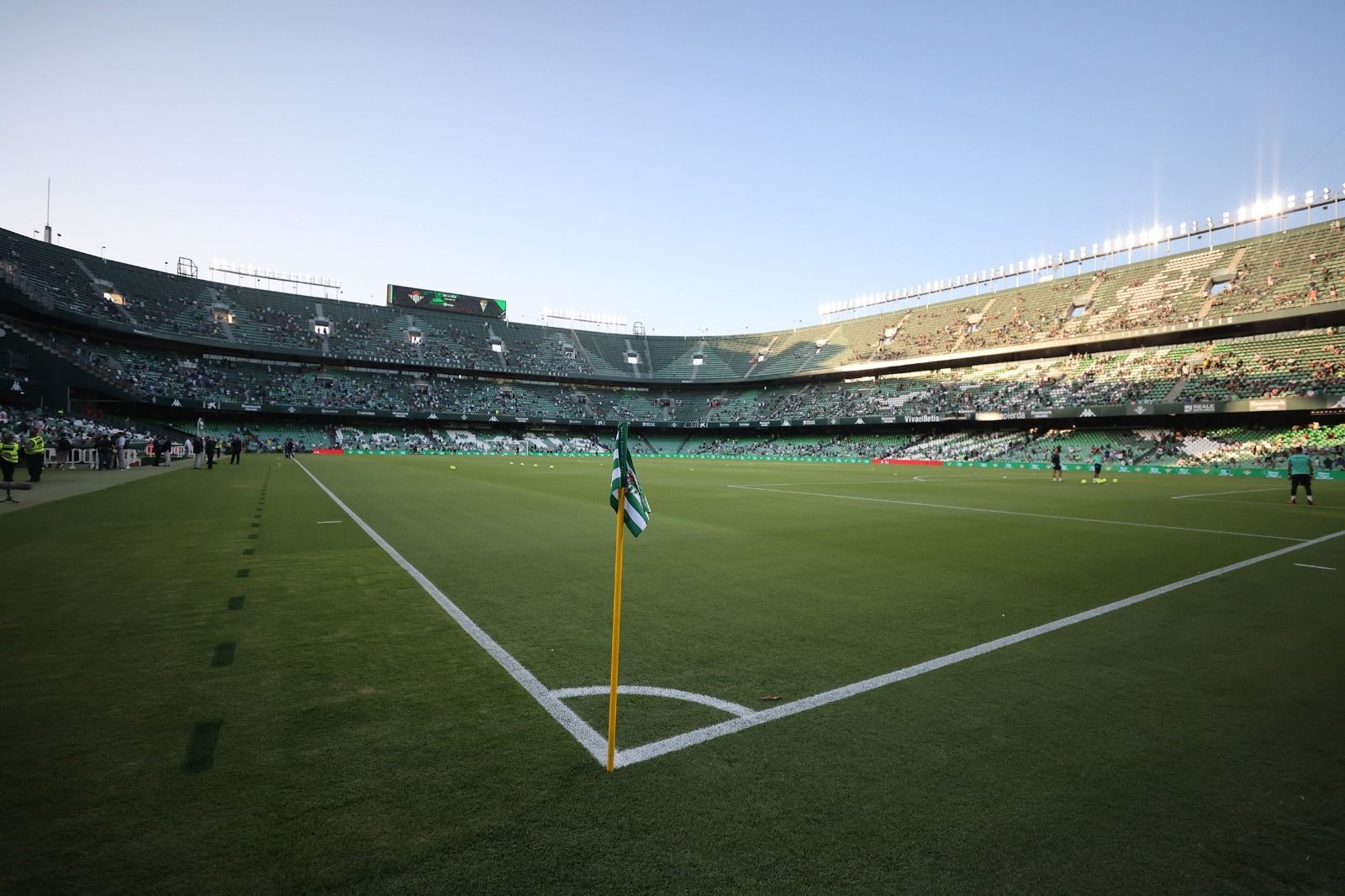 Imagen panorámica del Benito Villamarín en la previa del Betis-Cádiz.