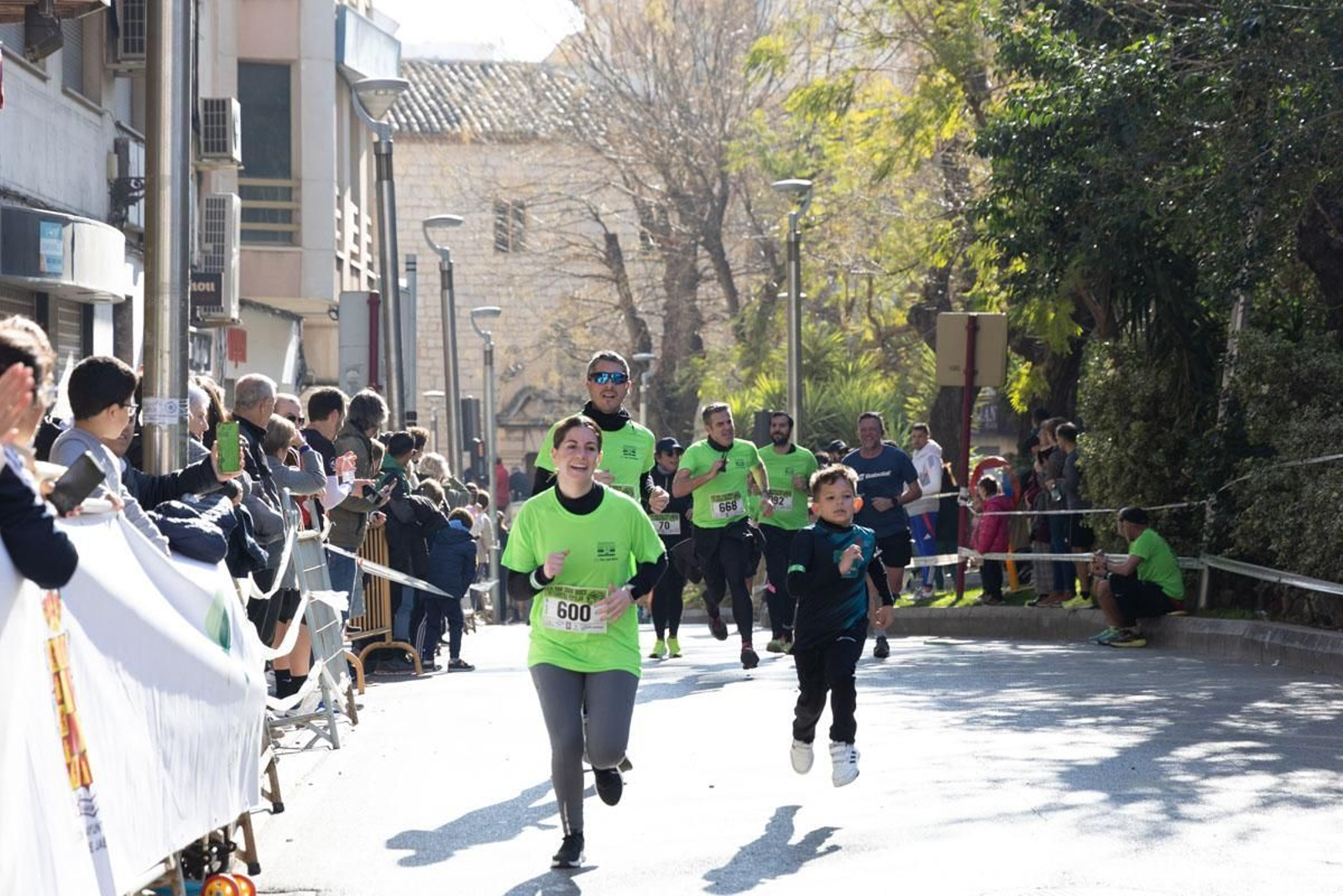 Deporte y solidaridad se unen en la IV Carrera Popular IES San Juan Bosco, en imágenes
